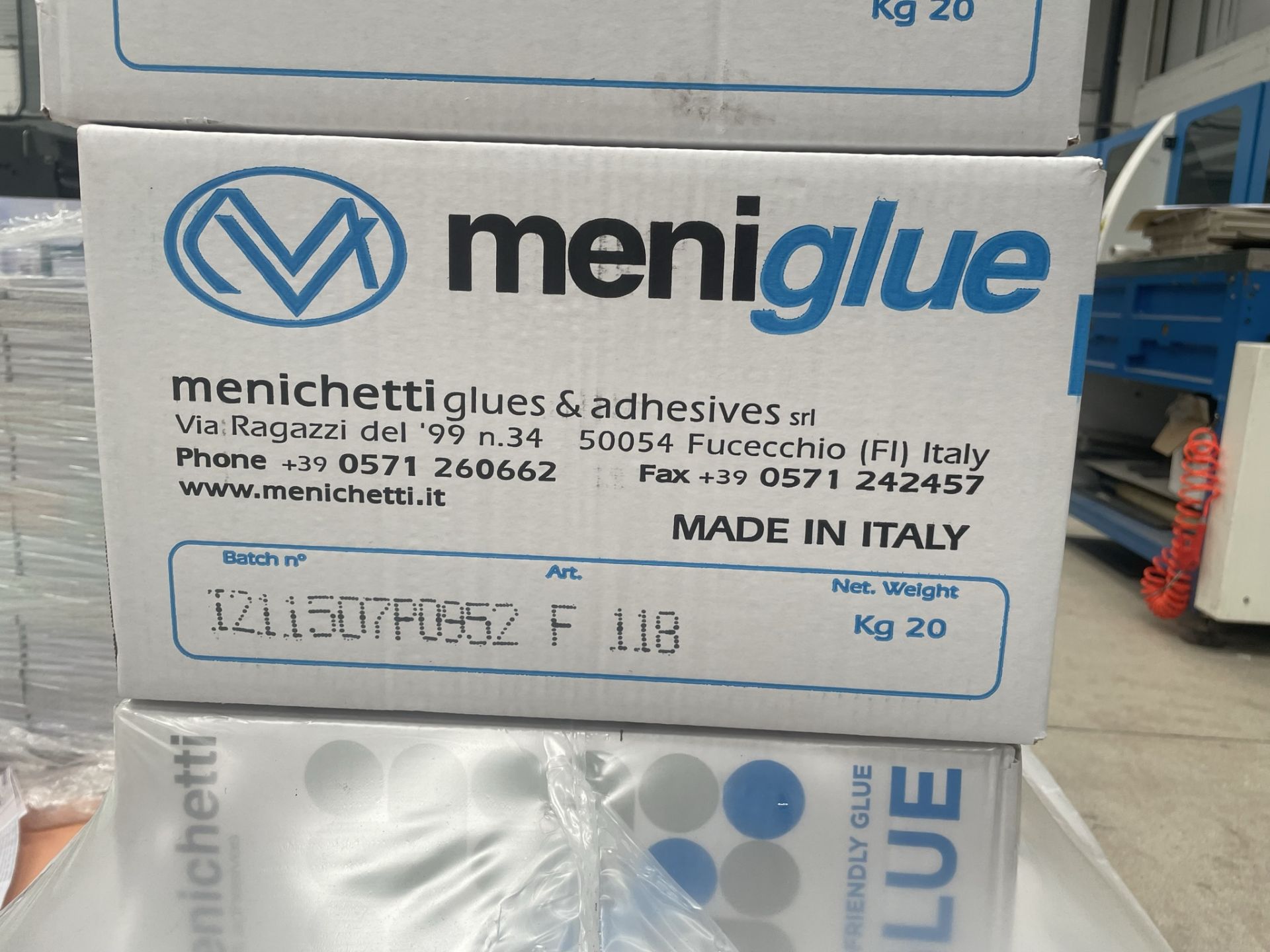 10 x Boxes of MeniGlue 20kg F118 Packs of Adhesive Jelly Glue - Image 2 of 3