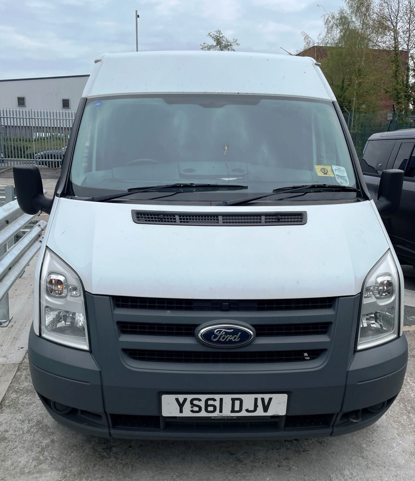 Ford Transit 115 T350L FWD Panel Van | Reg: YS61 DJV | 140,630 miles - Image 2 of 10