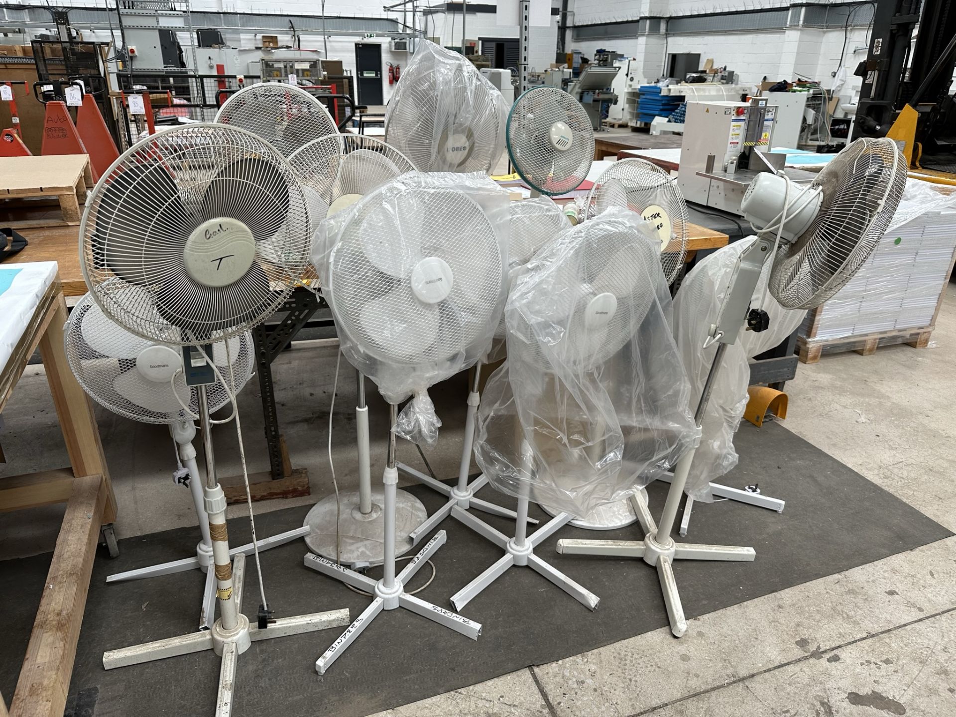 12 x Various Desk & Floor Fans - As Pictured