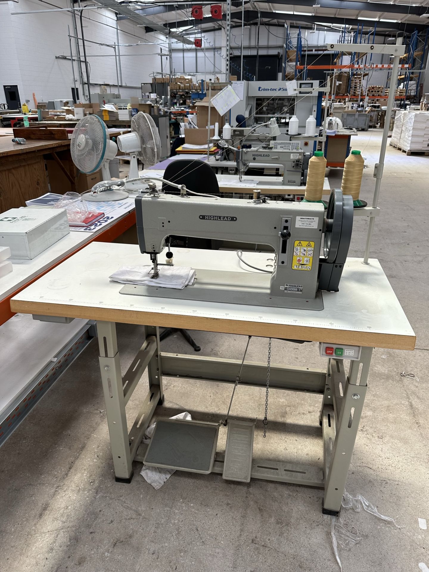 Highlead GC0688-1 Industrial Flat Bed Sewing Machine