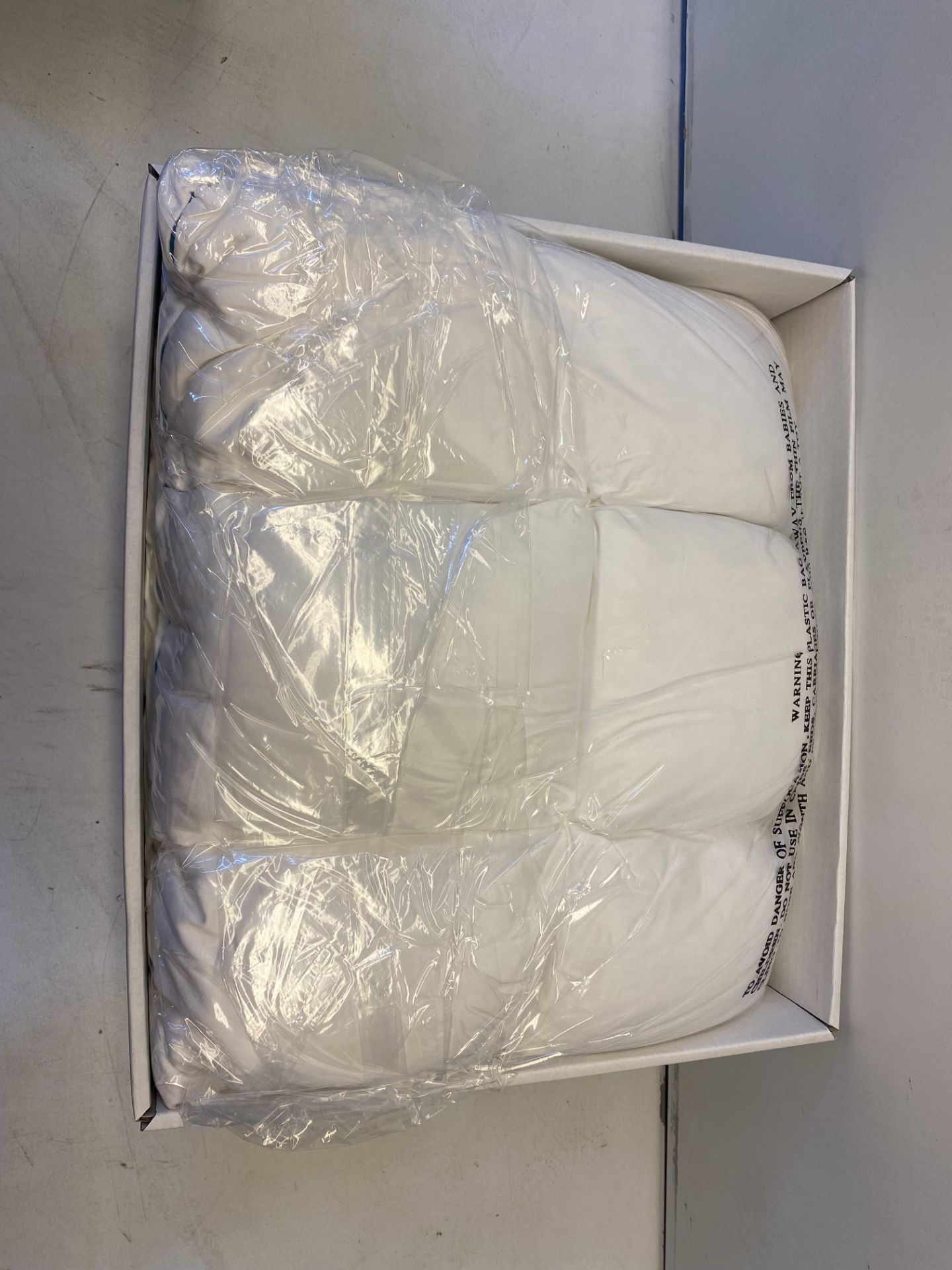 2 x ComfaSleep PL0001 Pillows - Image 13 of 18