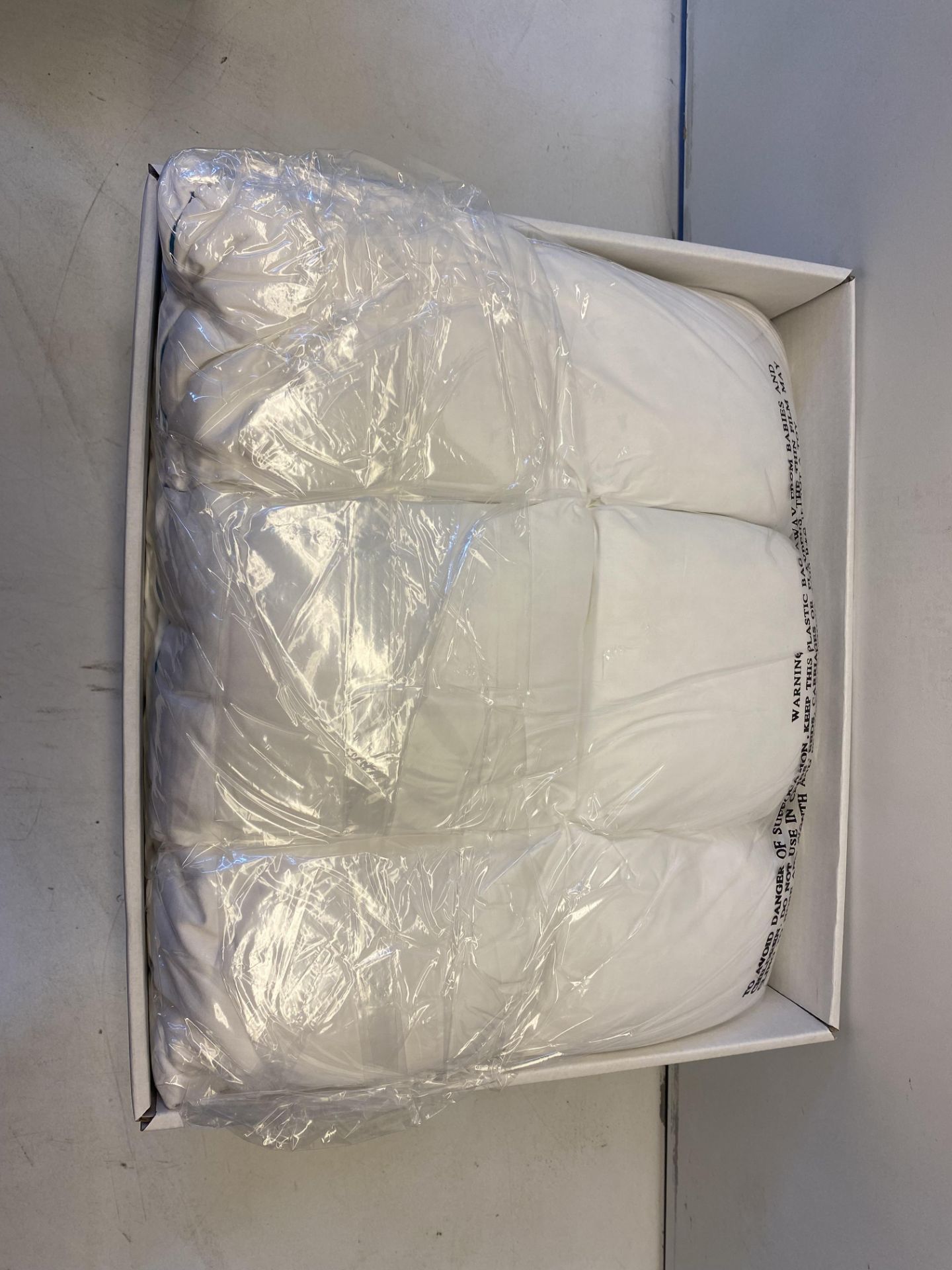 2 x ComfaSleep PL0001 Pillows - Image 15 of 20