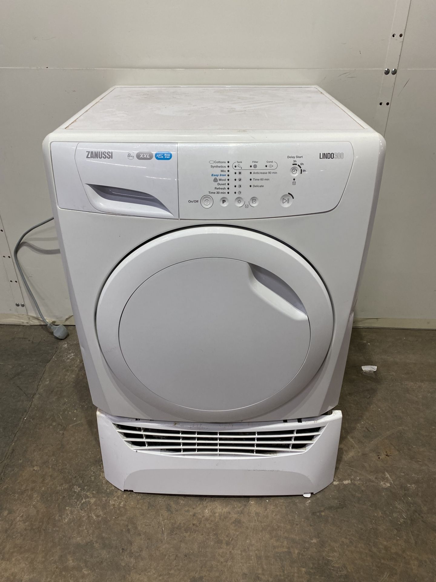 Zanusi Lindo 300 ZDC8202P Tumble Drier