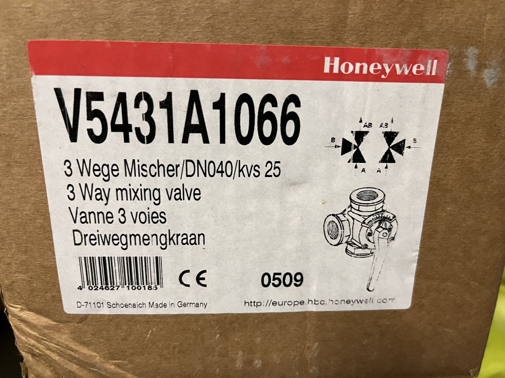 2 x Honeywell V5431A1066 3 Way Mixing Valves - Image 3 of 3