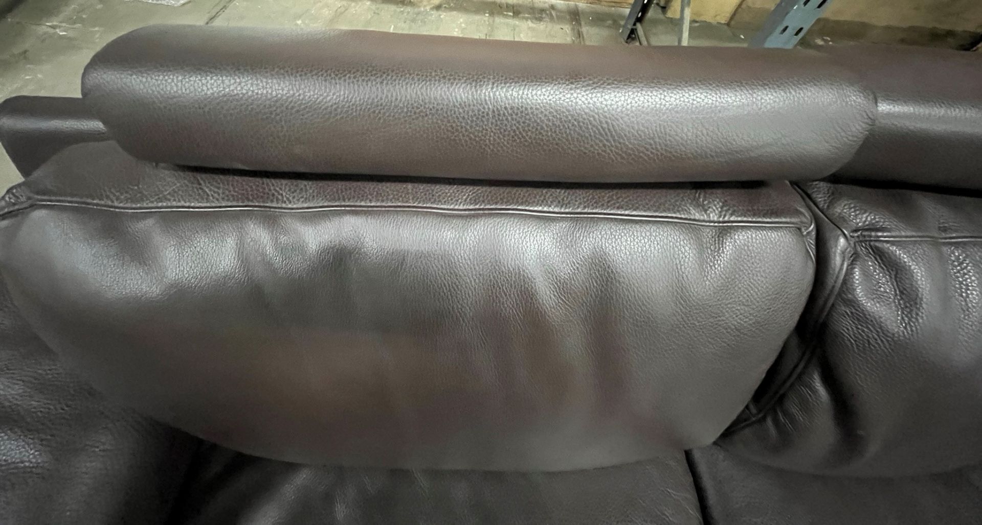 Leather 2 Seater Sofa W/ 2 x Leather Arm Chairs - Image 7 of 12