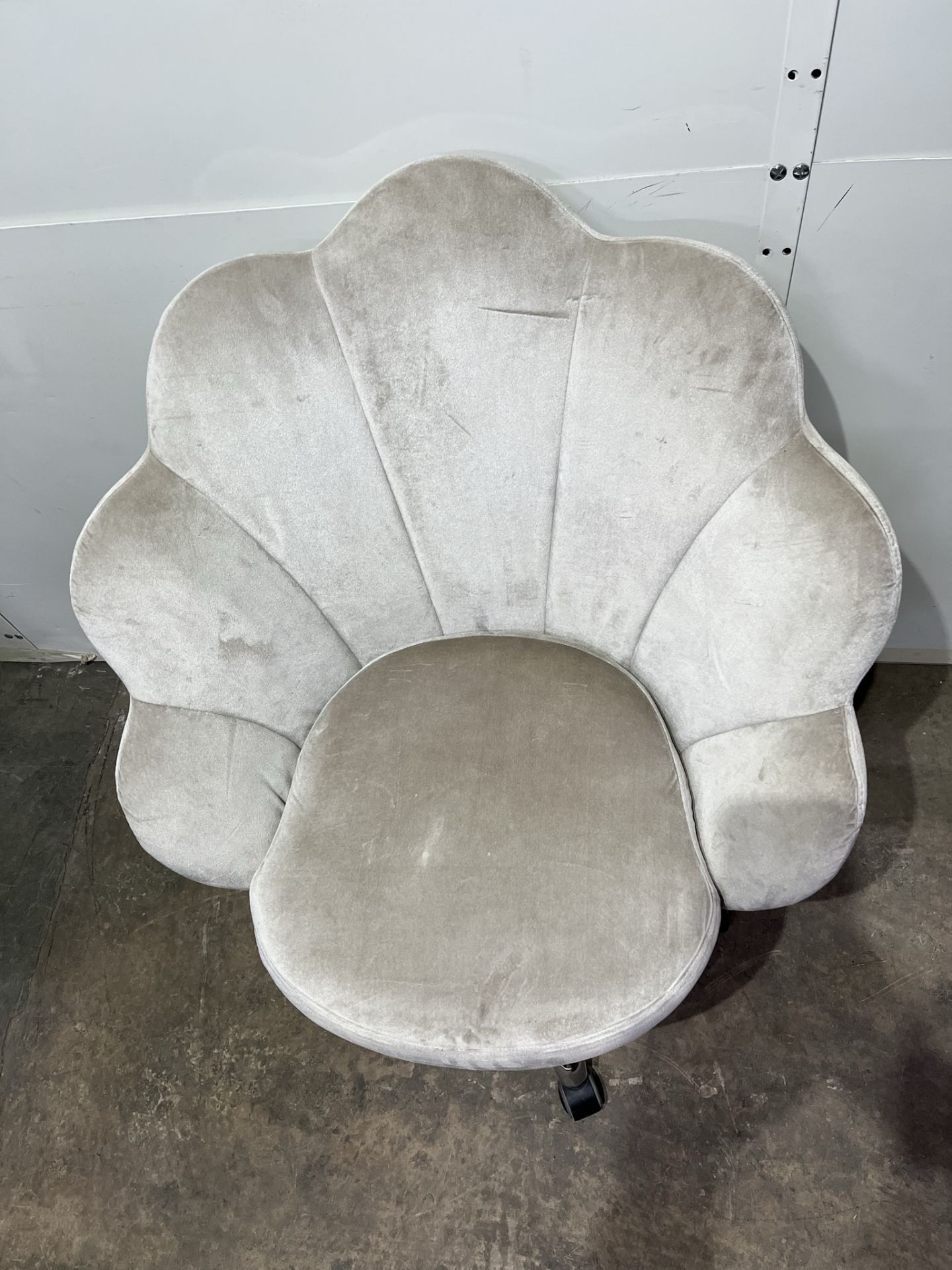 Velvet Shell Adjustable Wheeled Chair - Bild 2 aus 5