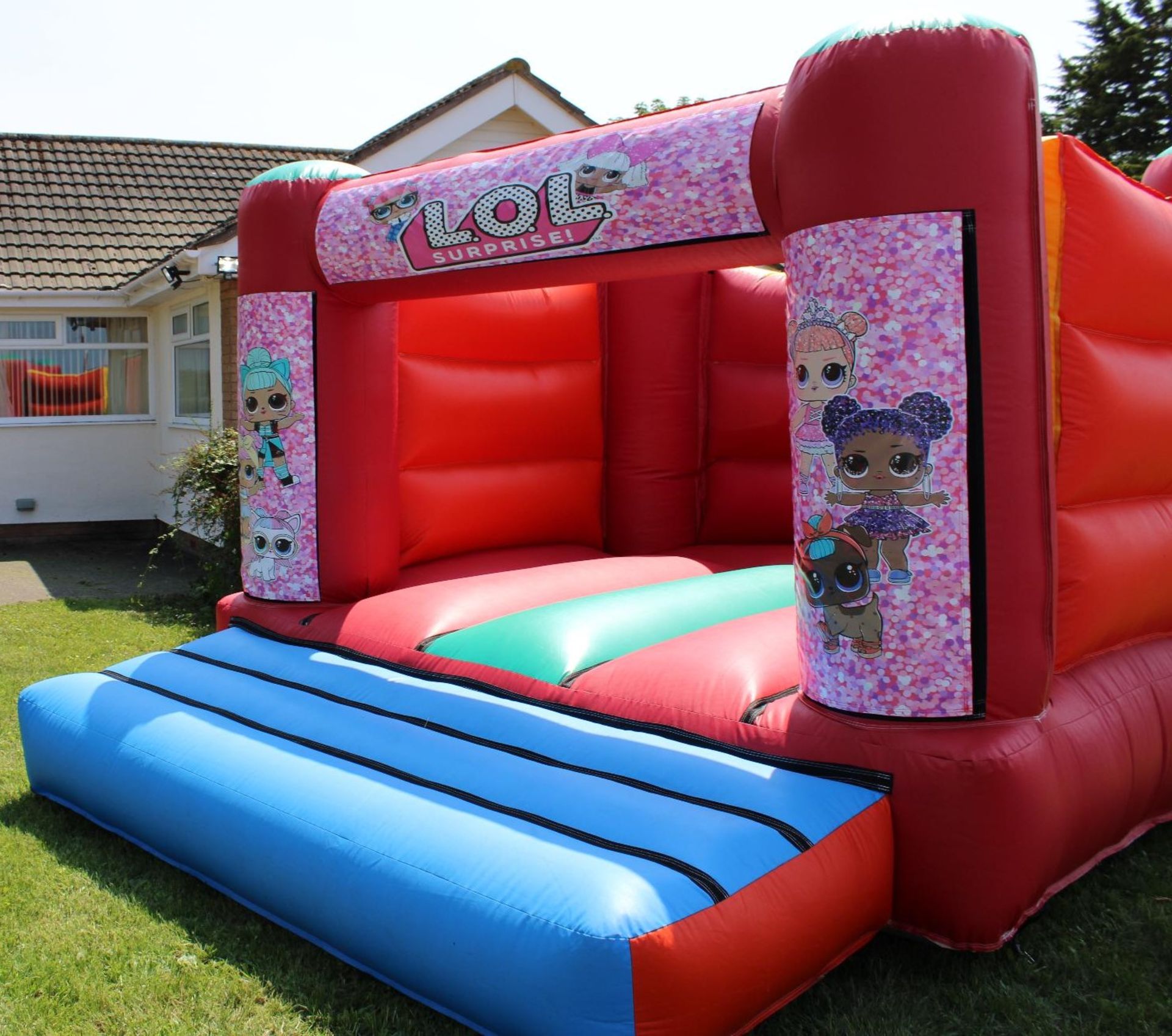 Blue/ Red/ Yellow/ Orange / Green Inflatable Bouncy Castle - Image 4 of 12