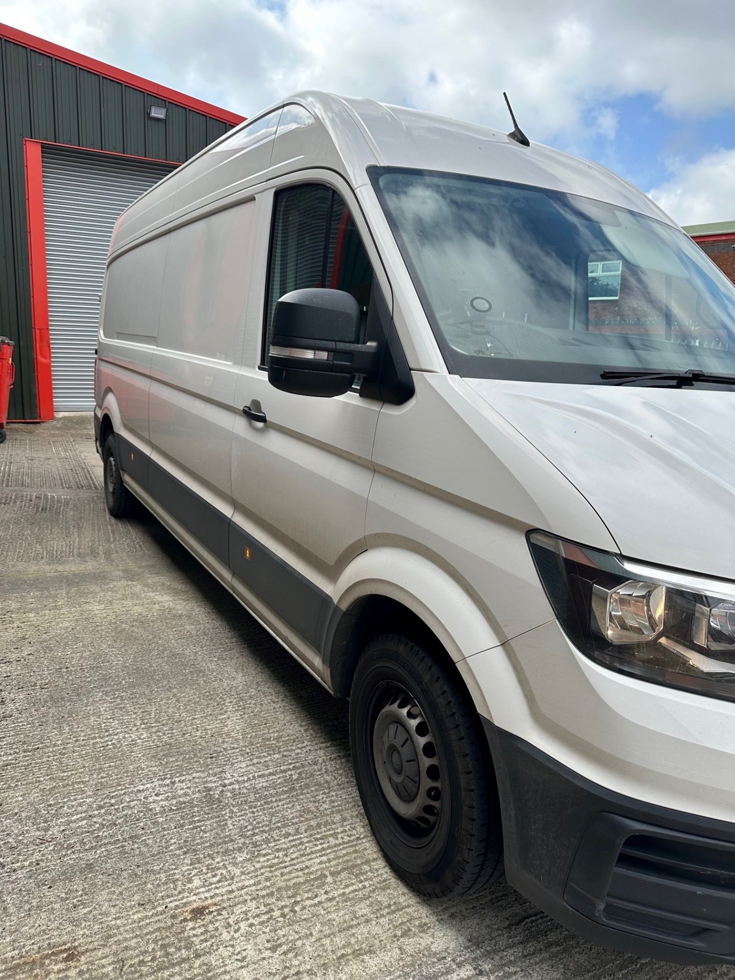 Volkswagen Crafter CR35 Trendline TDI Panel Van | Manual | CX67 SXF - Image 3 of 18