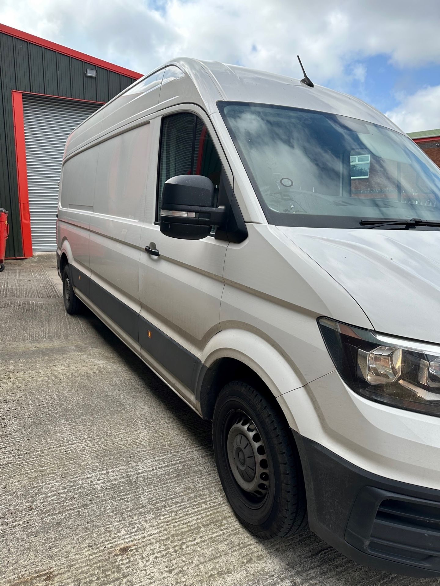 Volkswagen Crafter CR35 Trendline TDI Panel Van | Manual | CX67 SXF - Image 4 of 18