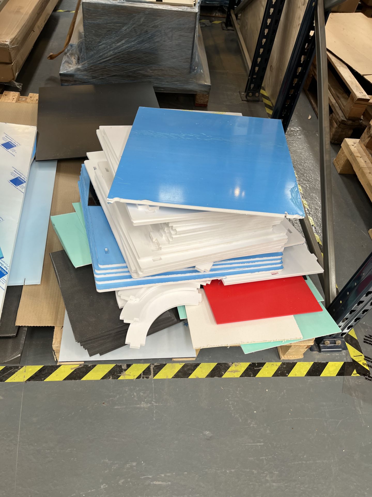 Quantity of Perspex Offcuts - Image 15 of 15