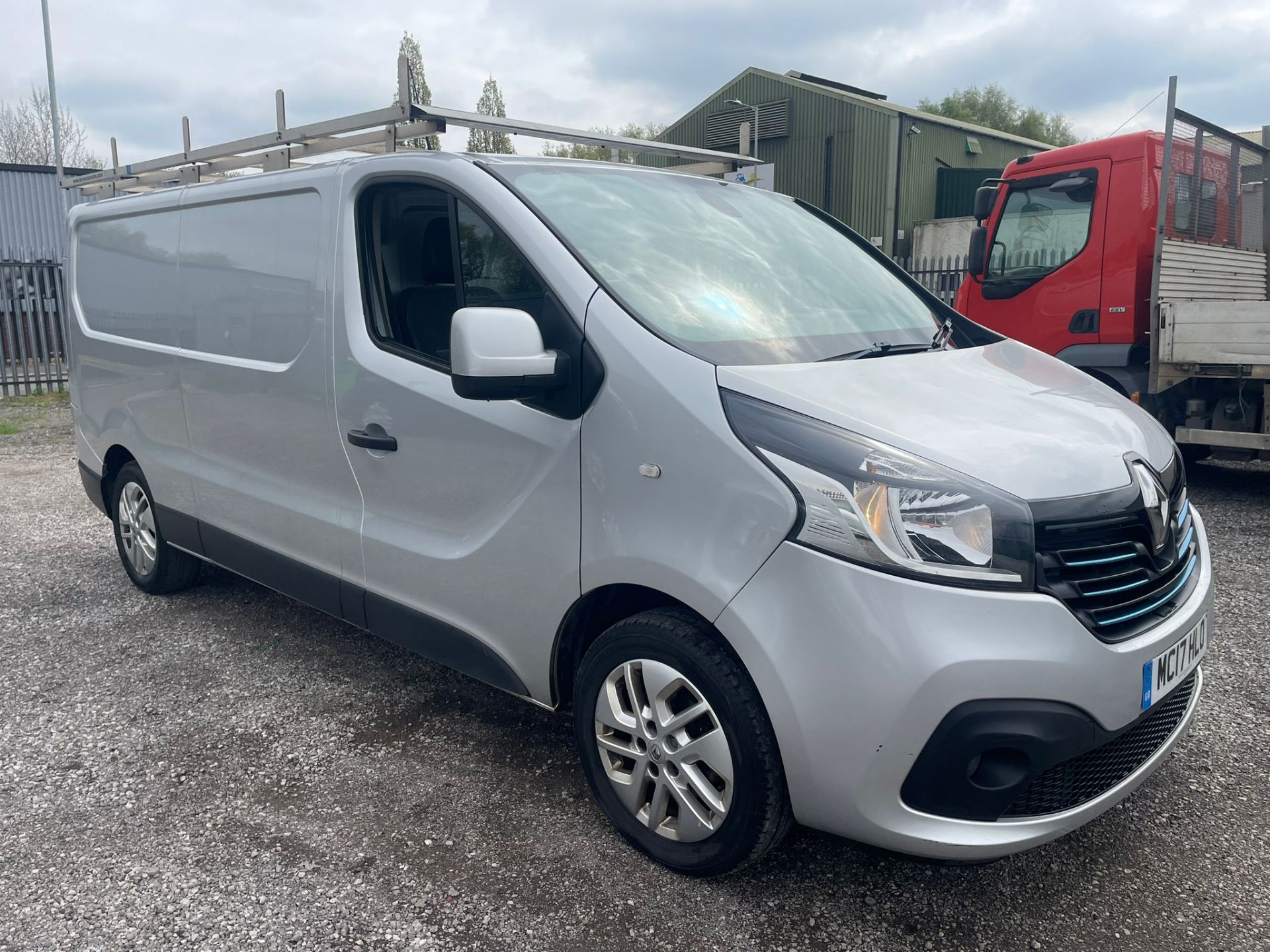 Renault Traffic LL29 Energy DCI Sport Nav Panel Van | MC17 HLO | 120,171 Miles | LOCATED IN WIGAN - Image 3 of 12