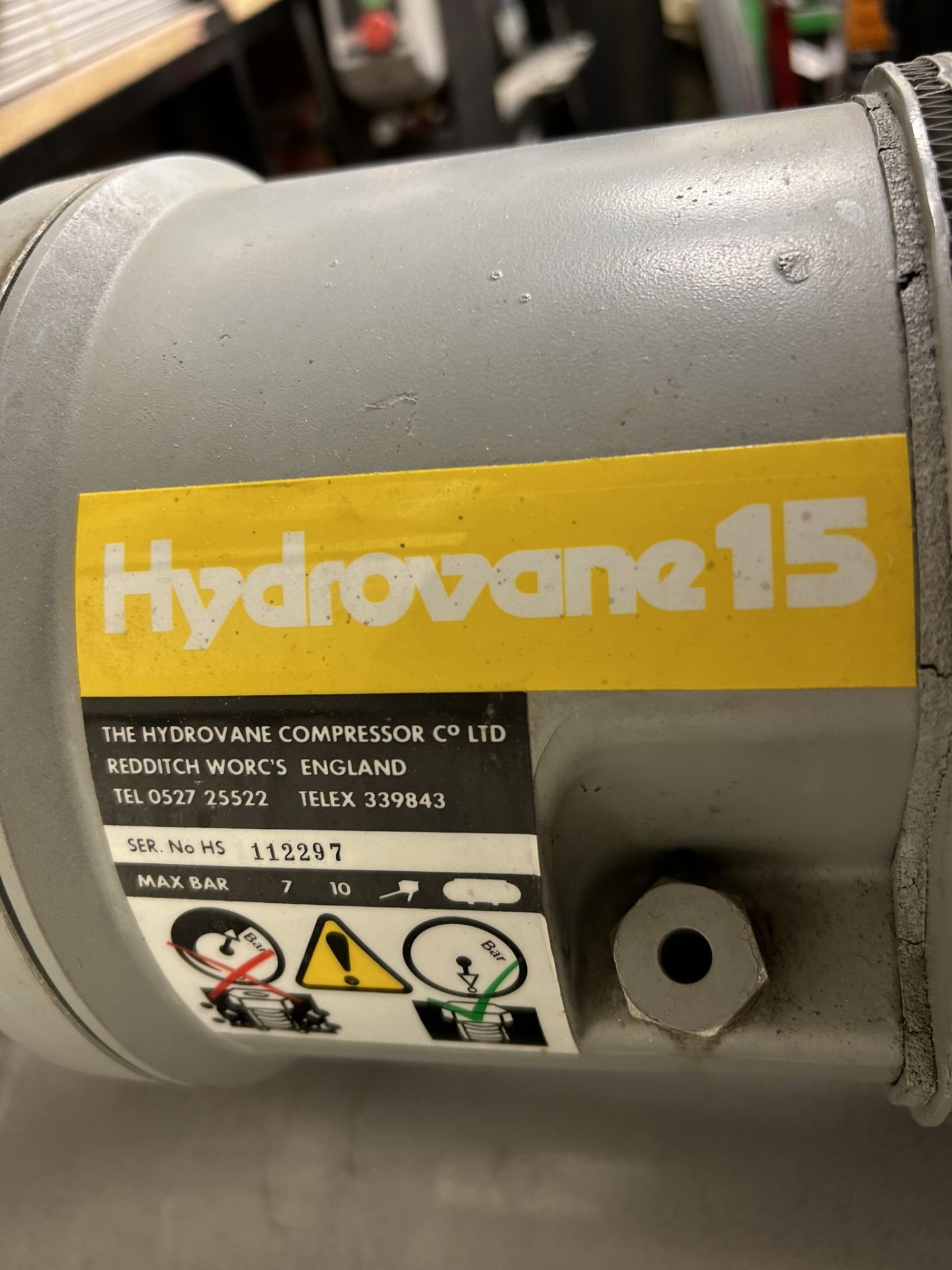 Hydrovane 15 Receiver Mounted Air Compressor - Image 3 of 4