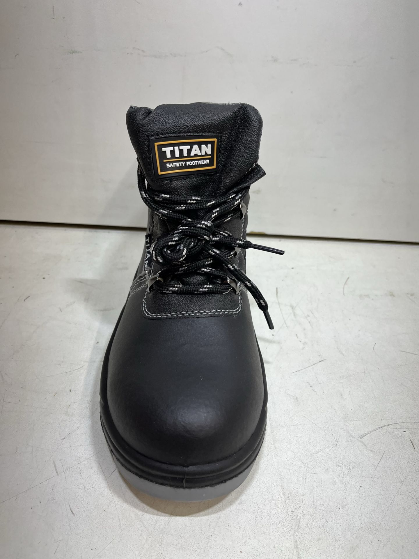 Titan Radebe Black Steel Toe Cap Safety Boots | UK 5 - Image 3 of 4