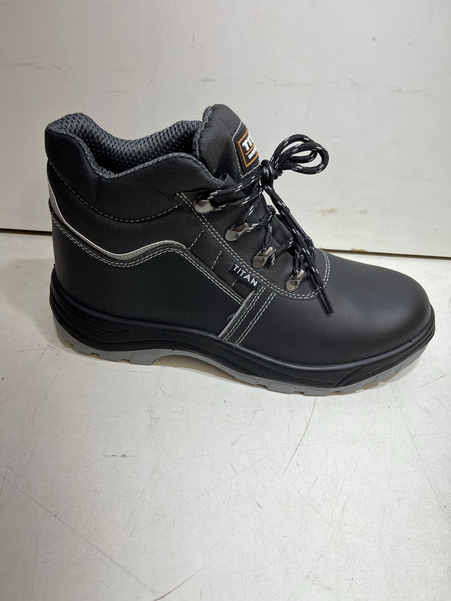 Titan Radebe Black Steel Toe Cap Safety Boots | UK 10 - Image 2 of 4