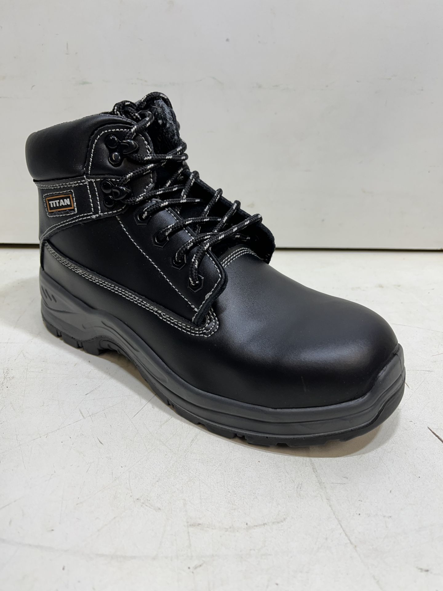 Titan Holton Black Steel Toe Cap Safety Boots | UK 7