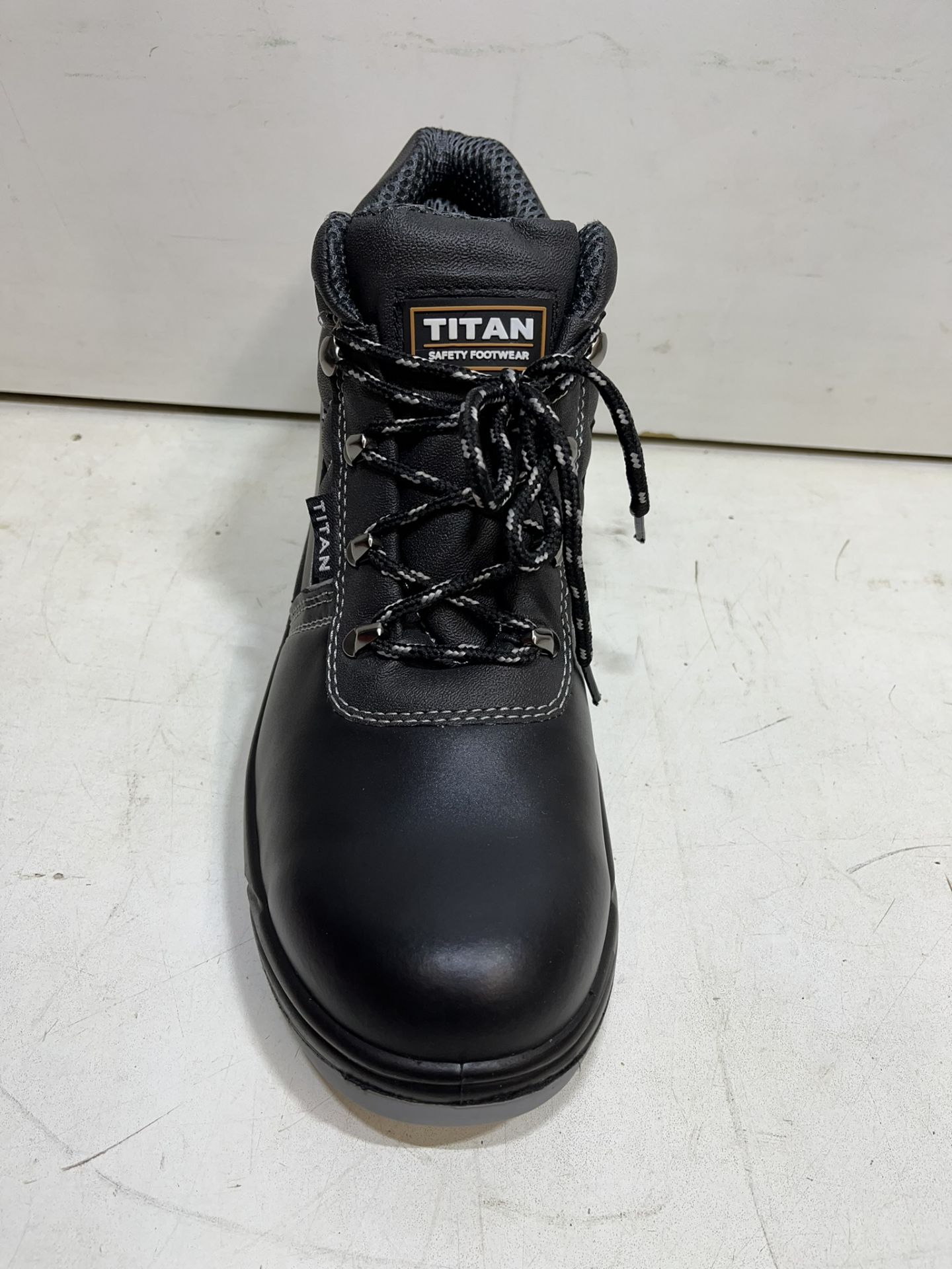 Titan Radebe Black Steel Toe Cap Safety Boots | UK 9 - Image 3 of 4