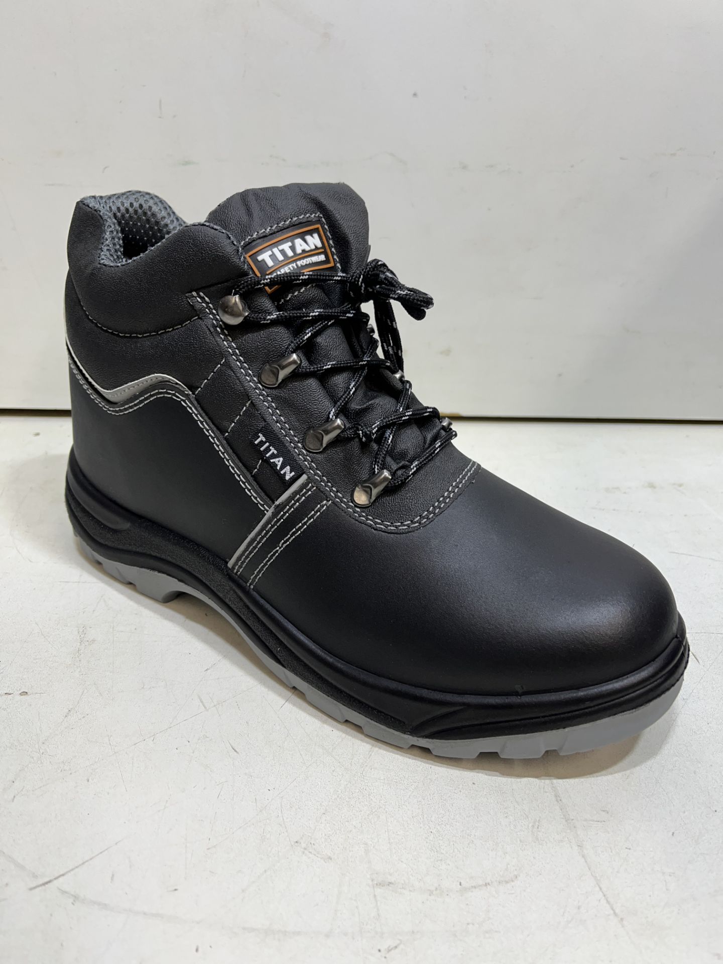 Titan Holton Black Steel Toe Cap Safety Boots | UK 10