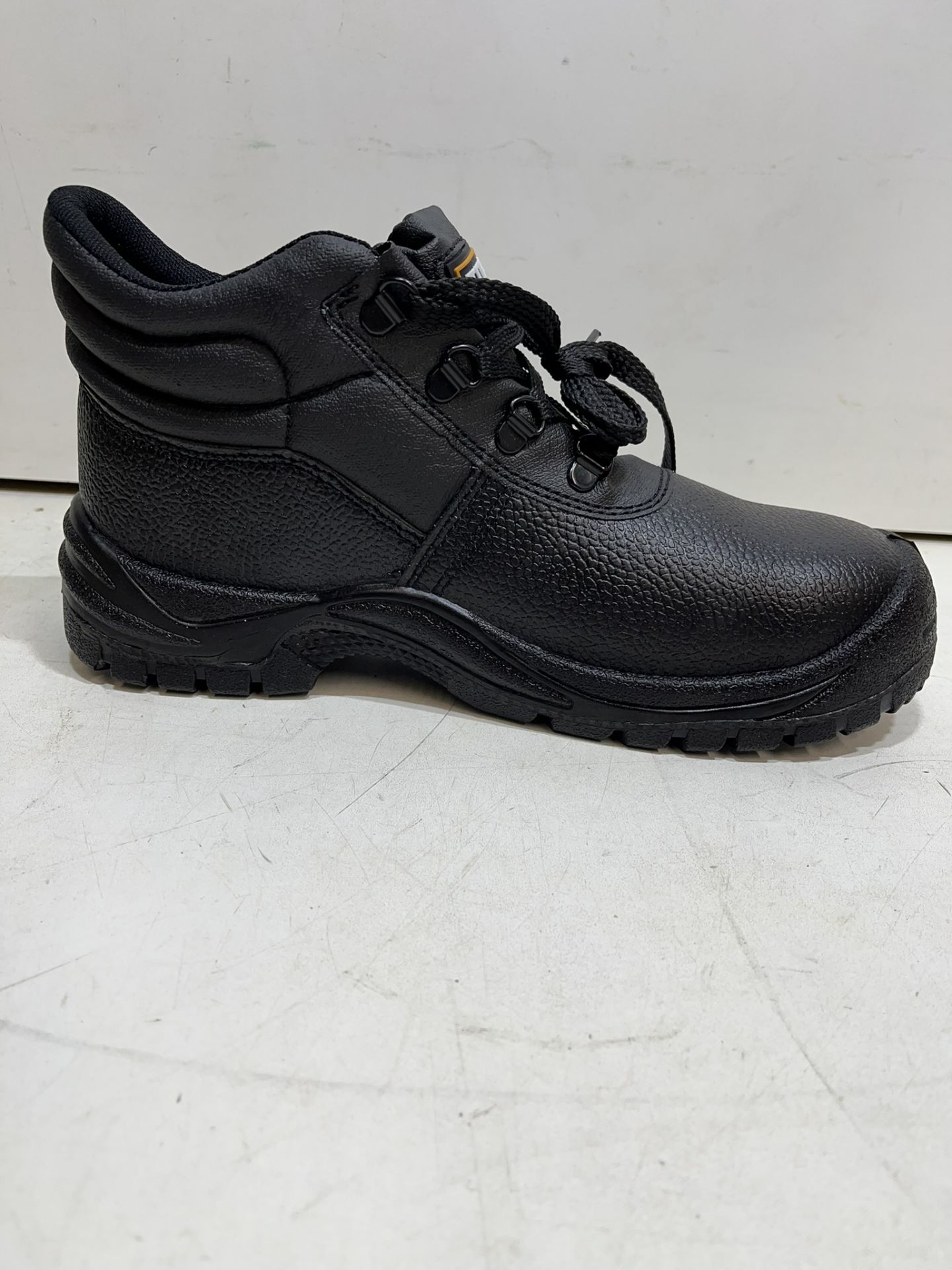 Titan Mercury SBP Black Safety Boots | UK 8 - Image 2 of 4