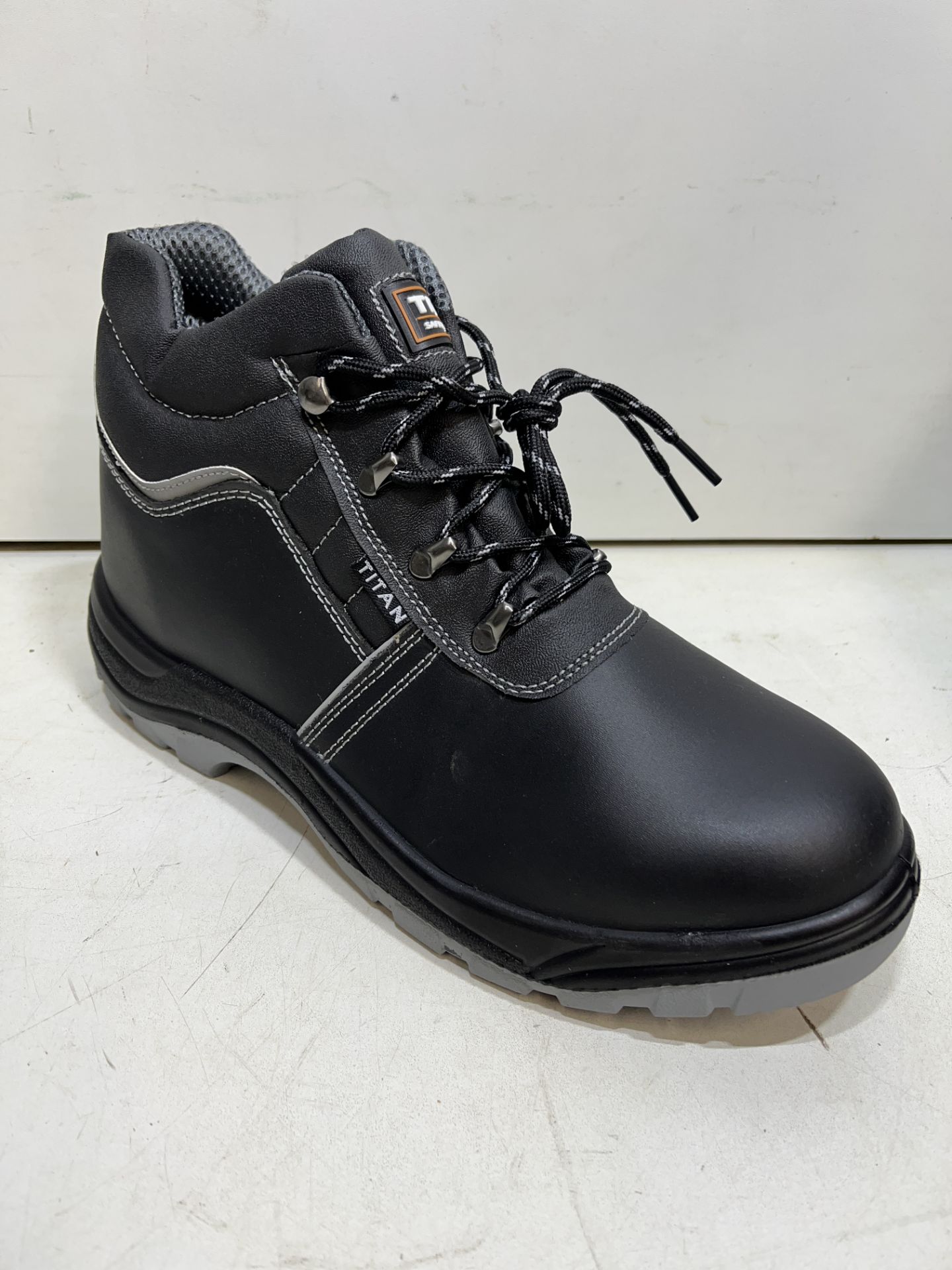 Titan Holton Black Steel Toe Cap Safety Boots | UK 11