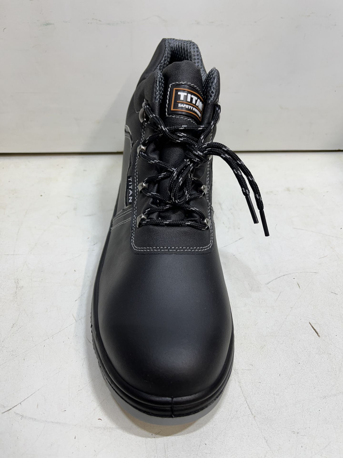 Titan Holton Black Steel Toe Cap Safety Boots | UK 11 - Image 3 of 4