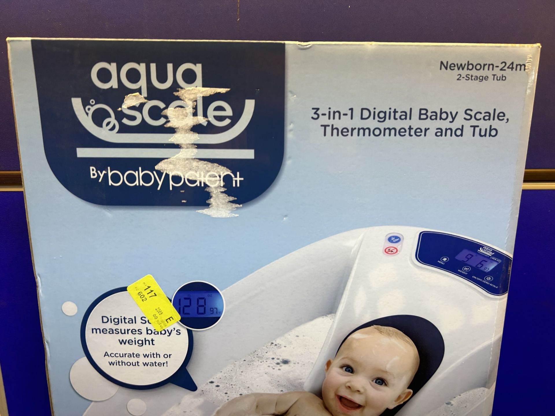 Aqua Scale 3-in-1 Digital Baby Scake, Thermometer & Tub Set - Image 2 of 3