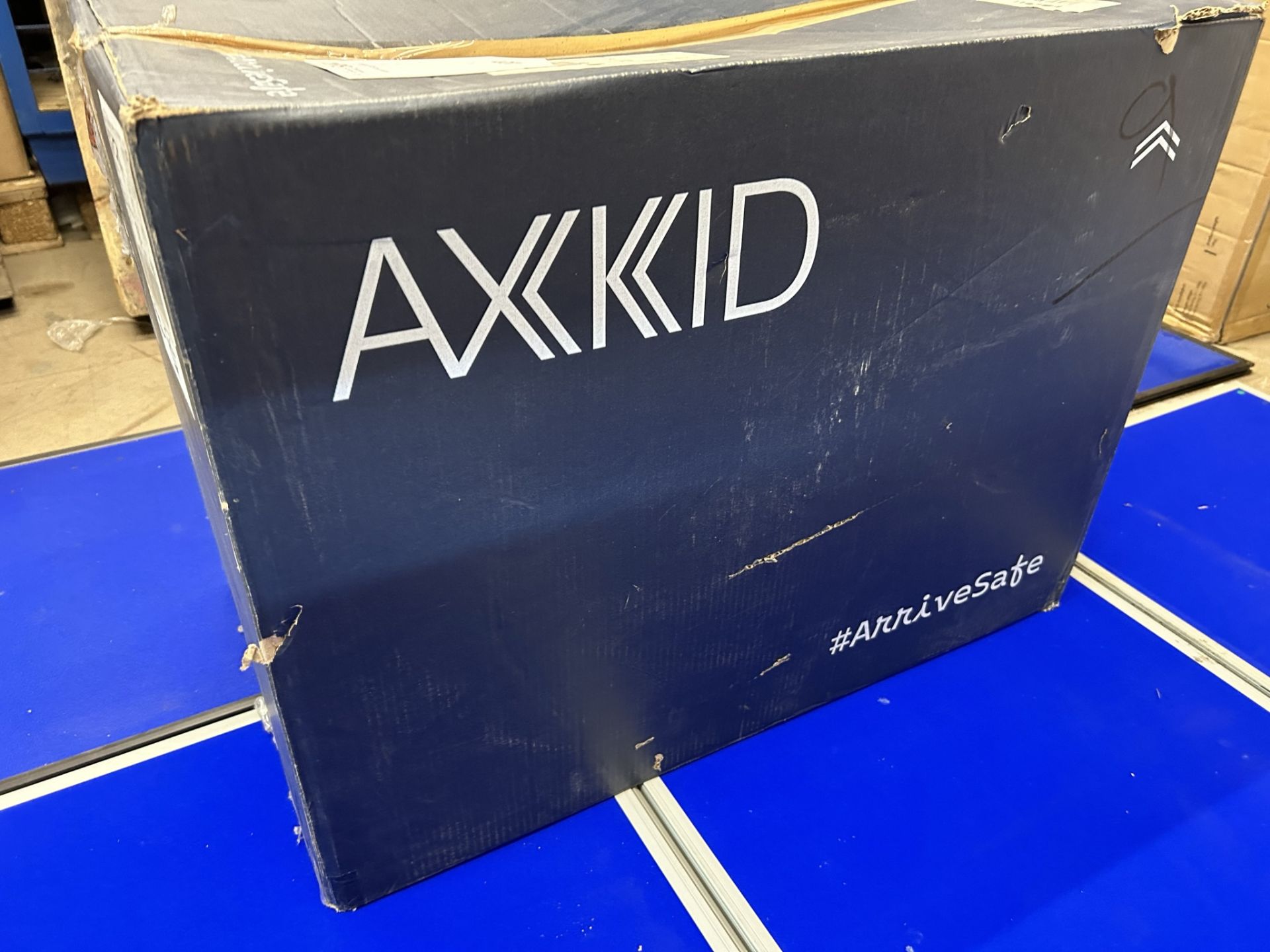 AxKid One Plus i-Size Children's Car Seat | Tile Melange - Image 5 of 8