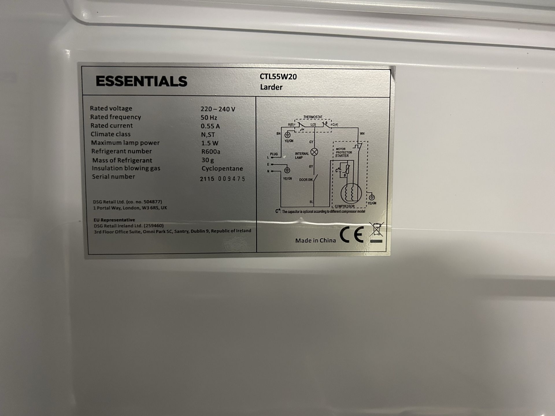 Essentials CTL55W20 Tall/Larder Refrigerator - Image 2 of 2