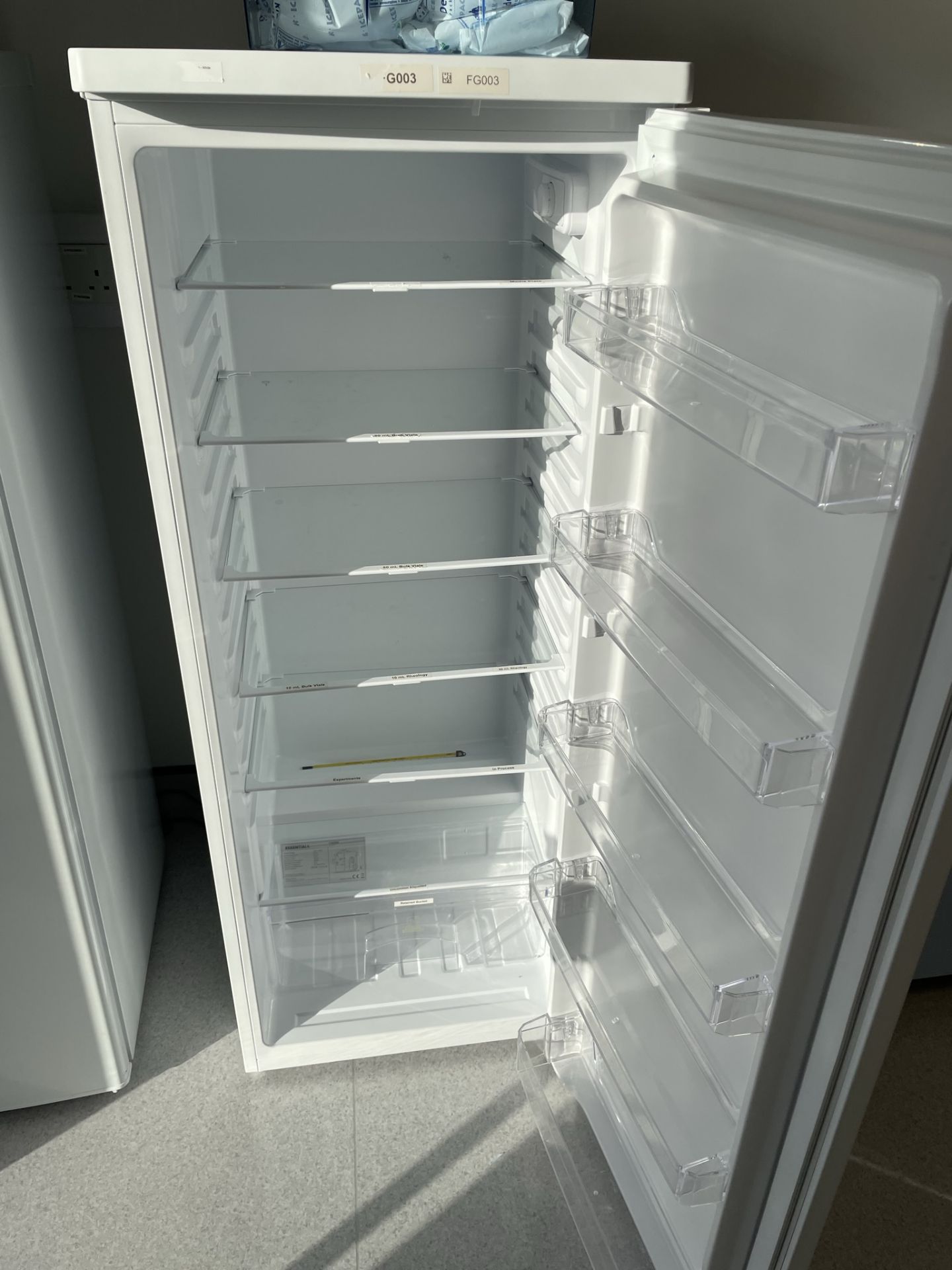 Essentials CTL55W20 Tall/Larder Refrigerator - Bild 2 aus 3