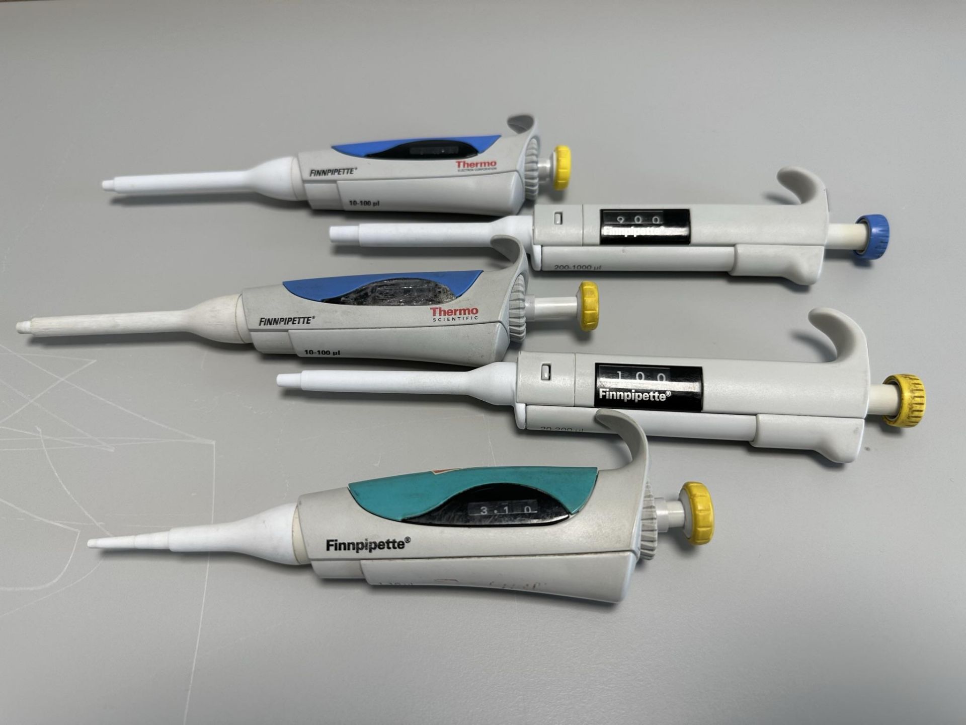 5 x Various Thermo pipettors - As Pictured - Image 2 of 3