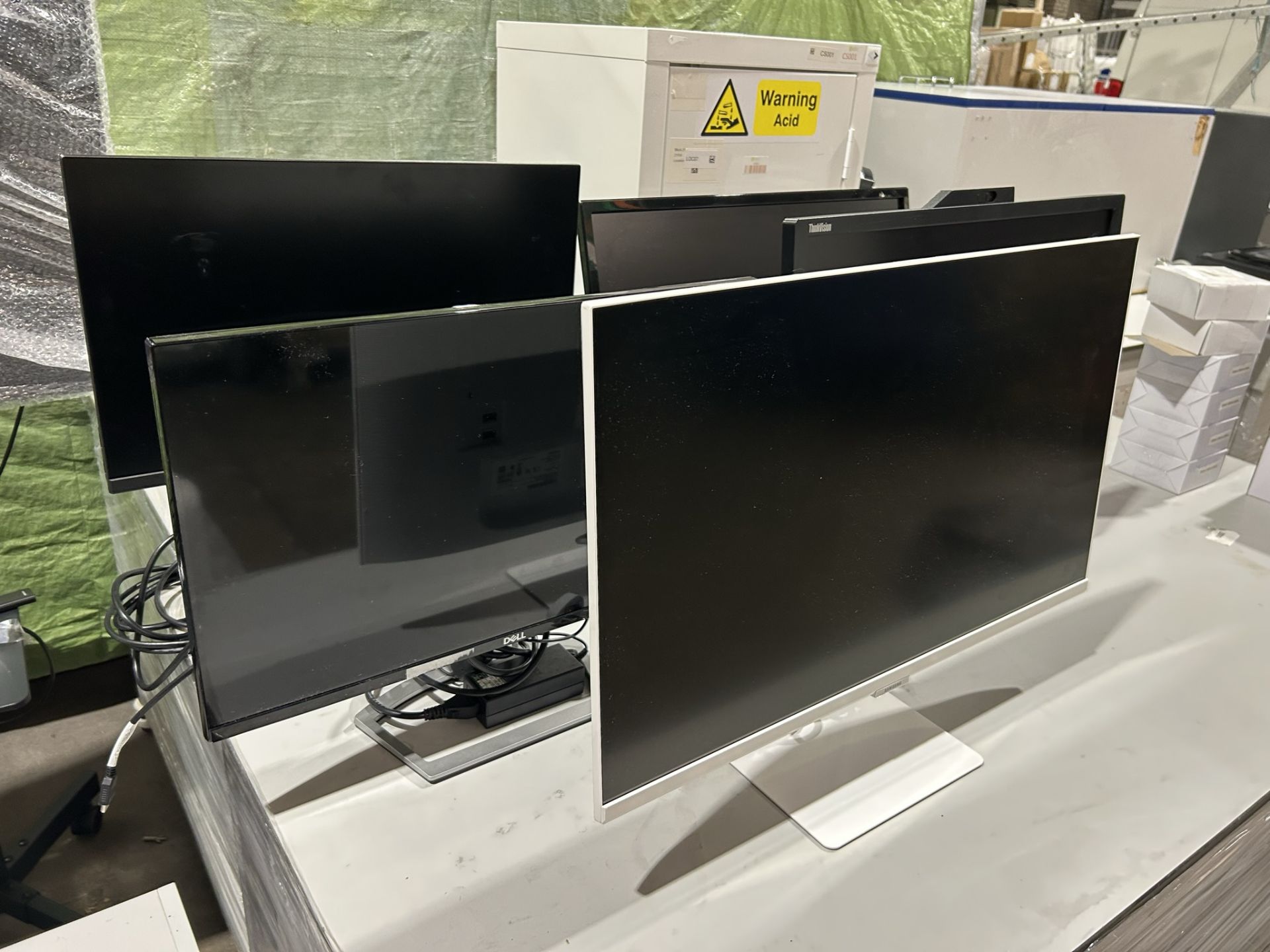 5 x Various Computer Monitors | Brands Include: Samsung, Dell & Lenovo