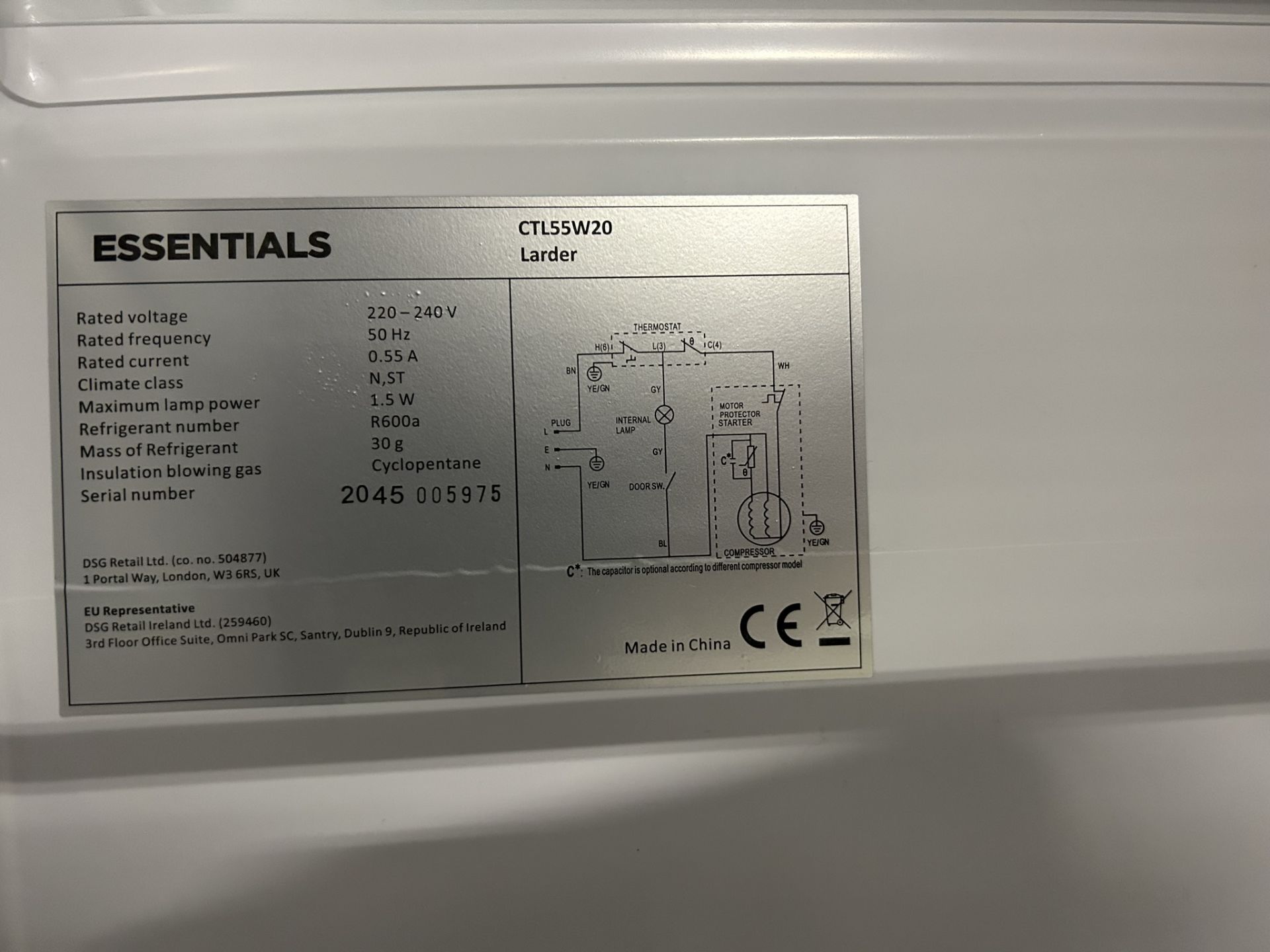 Essentials CTL55W20 Tall/Larder Refrigerator - Image 3 of 3