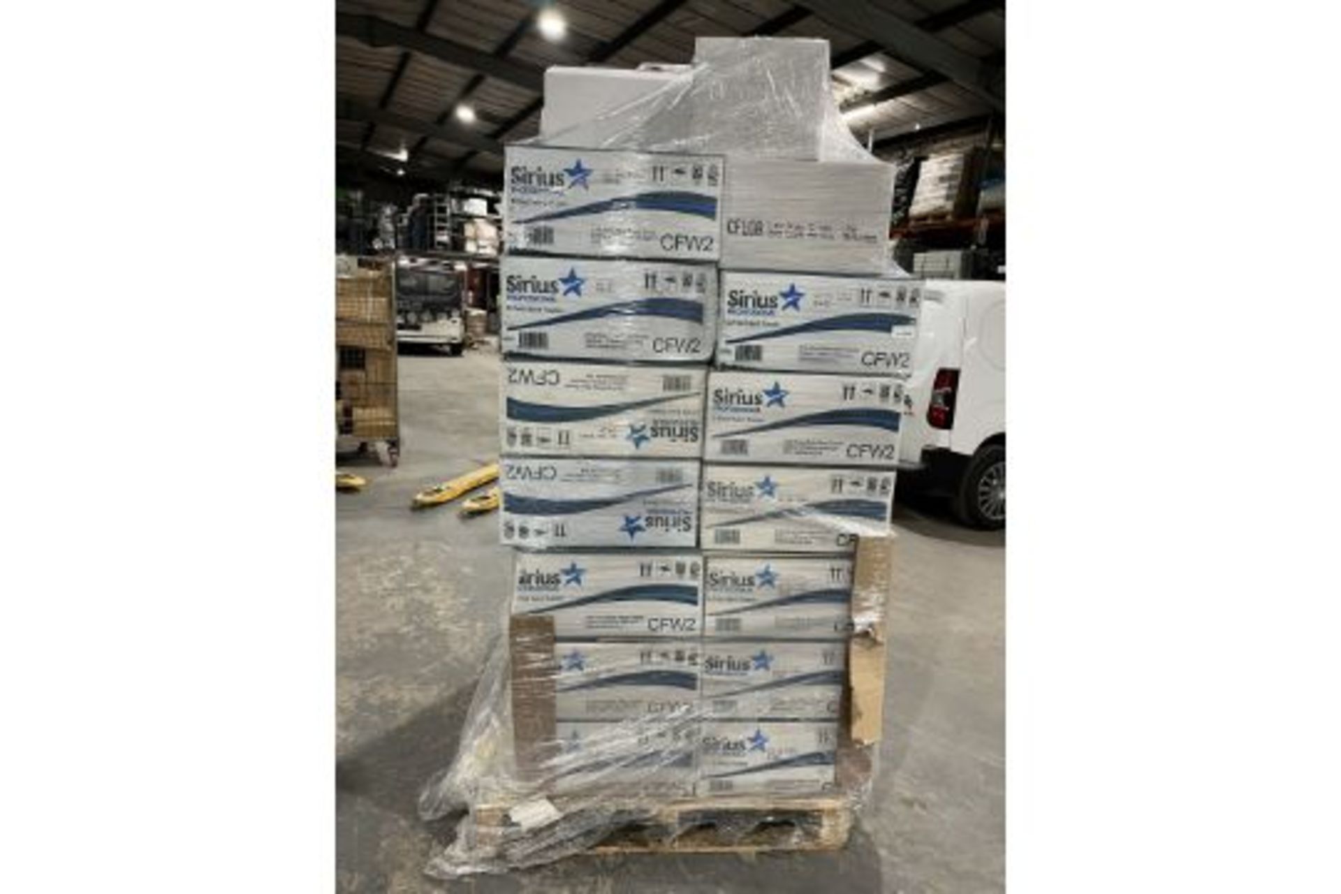 51 x Boxes Of Sirius 2 Ply Paper Towels - Image 3 of 8