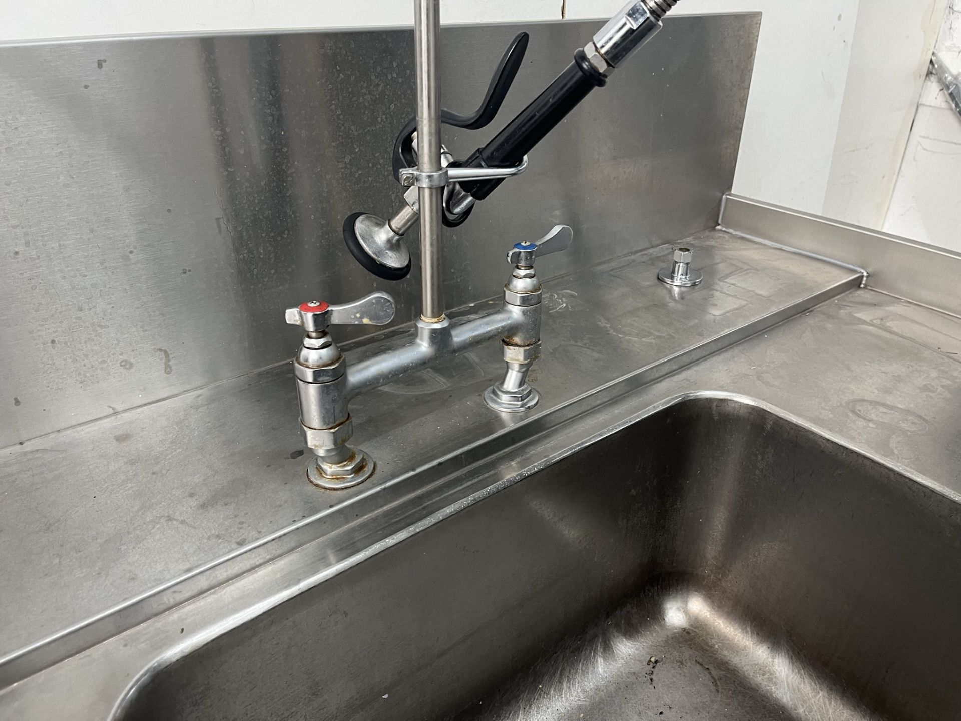 Commercial Stainless Steel Catering Table With Pre Rinse Tap & Sink - Image 5 of 24