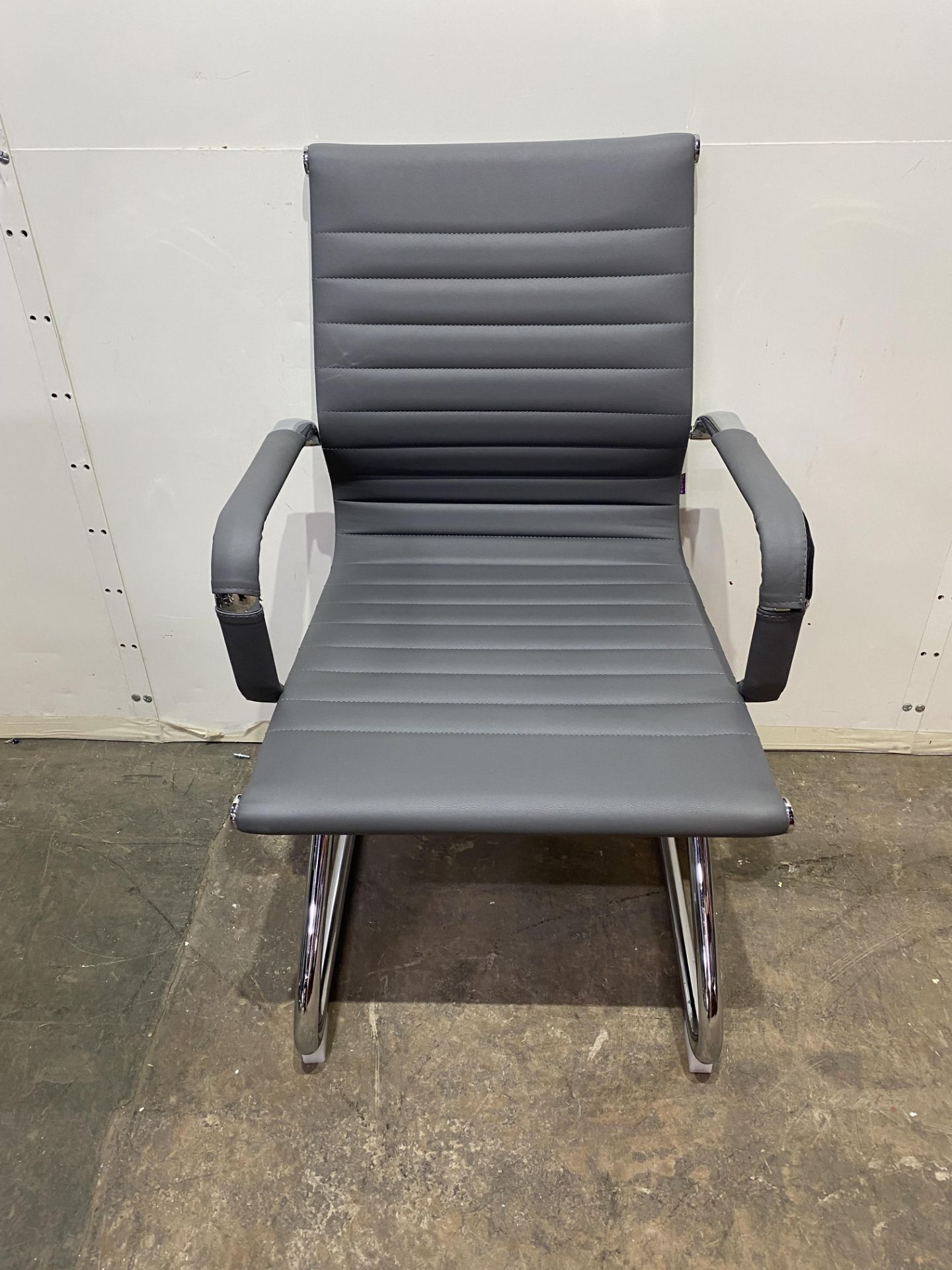 5 x Grey Chrome Frame Conference Chairs - Image 5 of 5