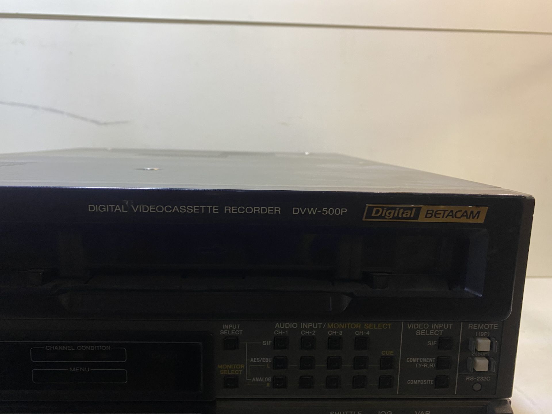 Sony DVW-5OOP Digital Betacam Studio Videocassette Recorder - Image 3 of 9