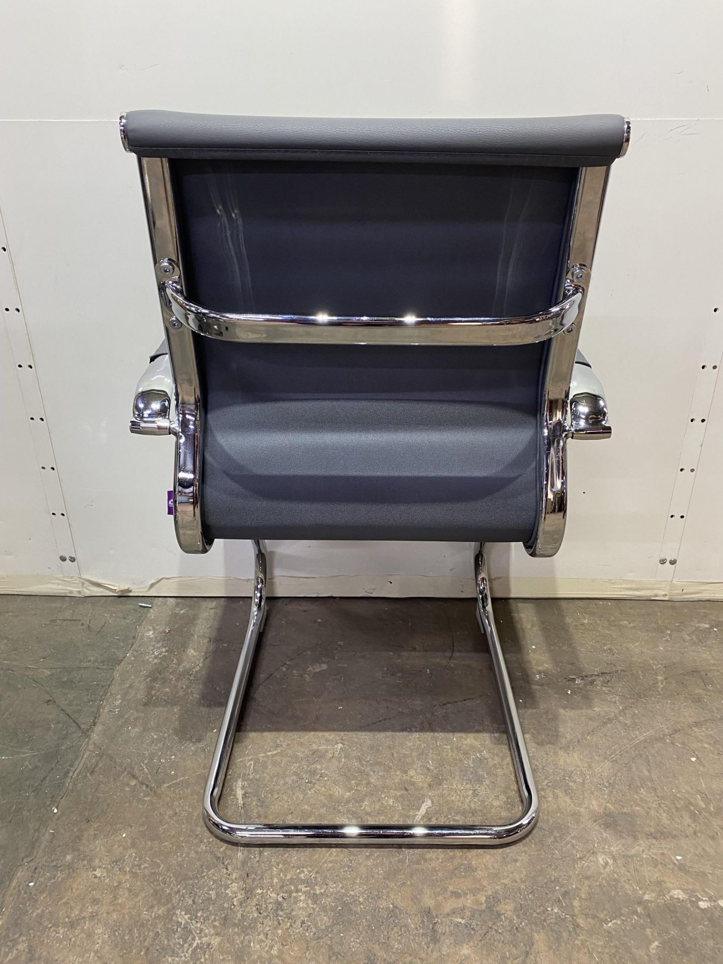 5 x Grey Chrome Frame Conference Chairs - Image 4 of 5