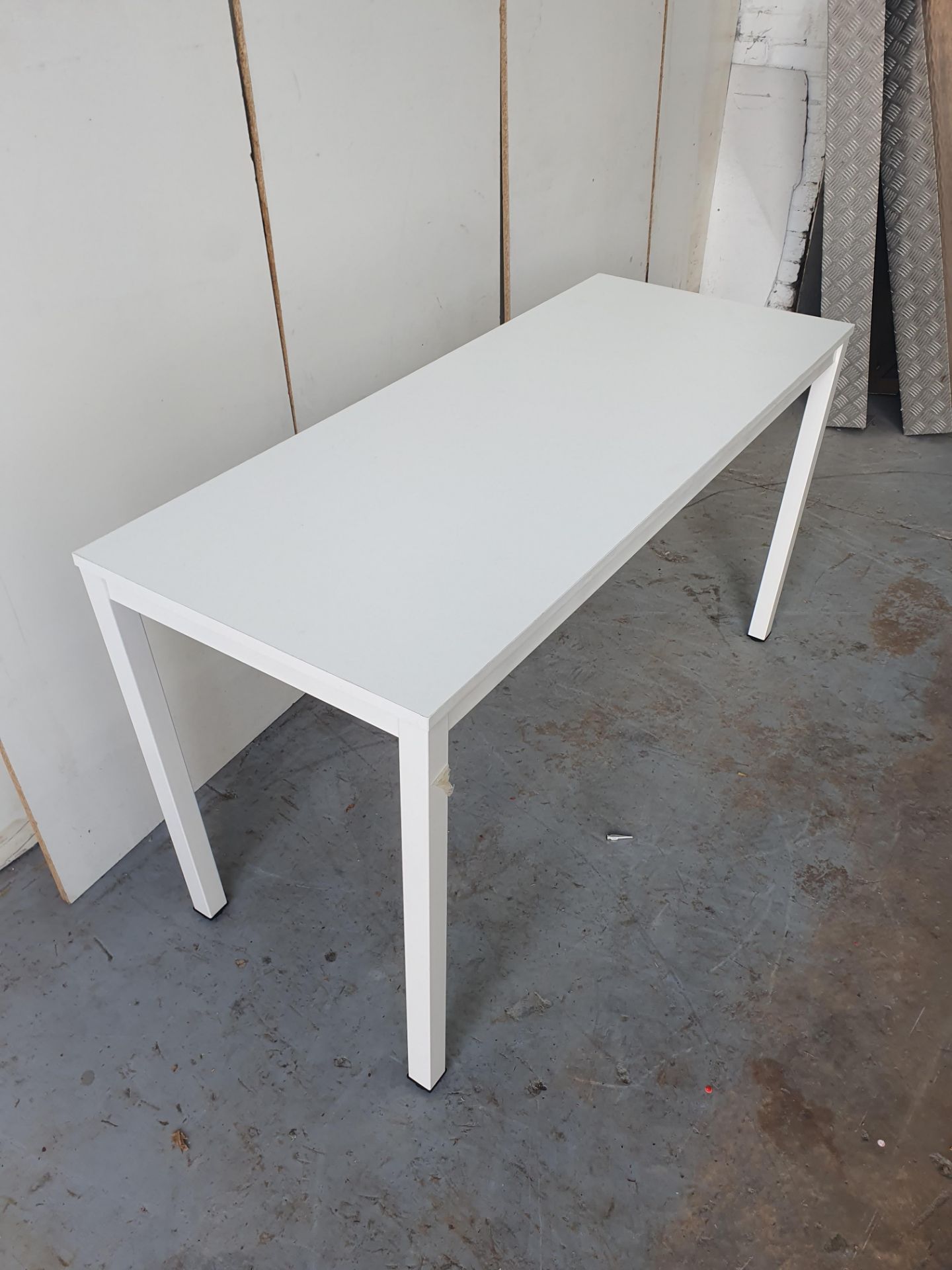White Table with Metal Legs - Bild 2 aus 2