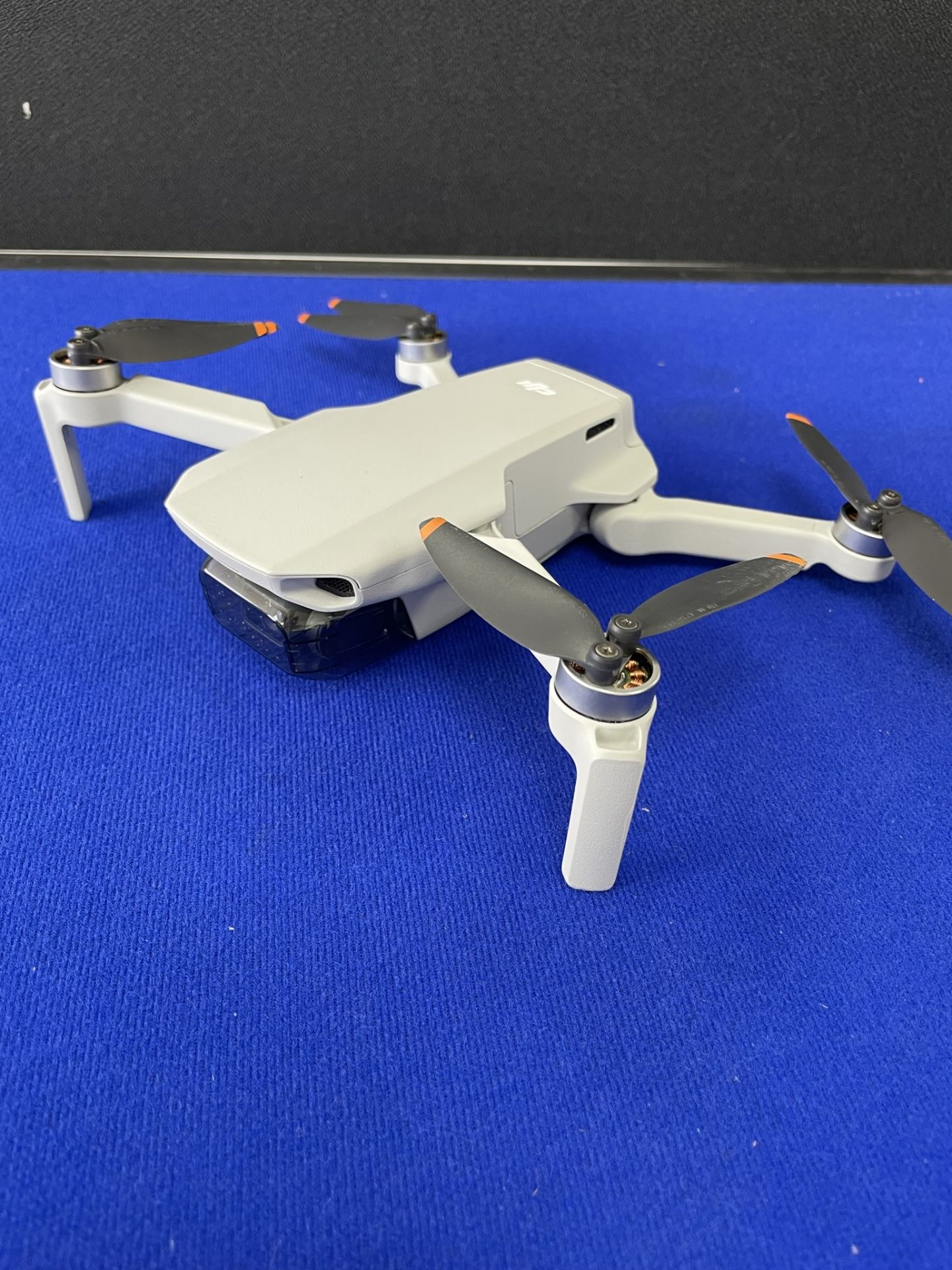 DJI Mini 2 Fly More Combo Drone - Bild 2 aus 11