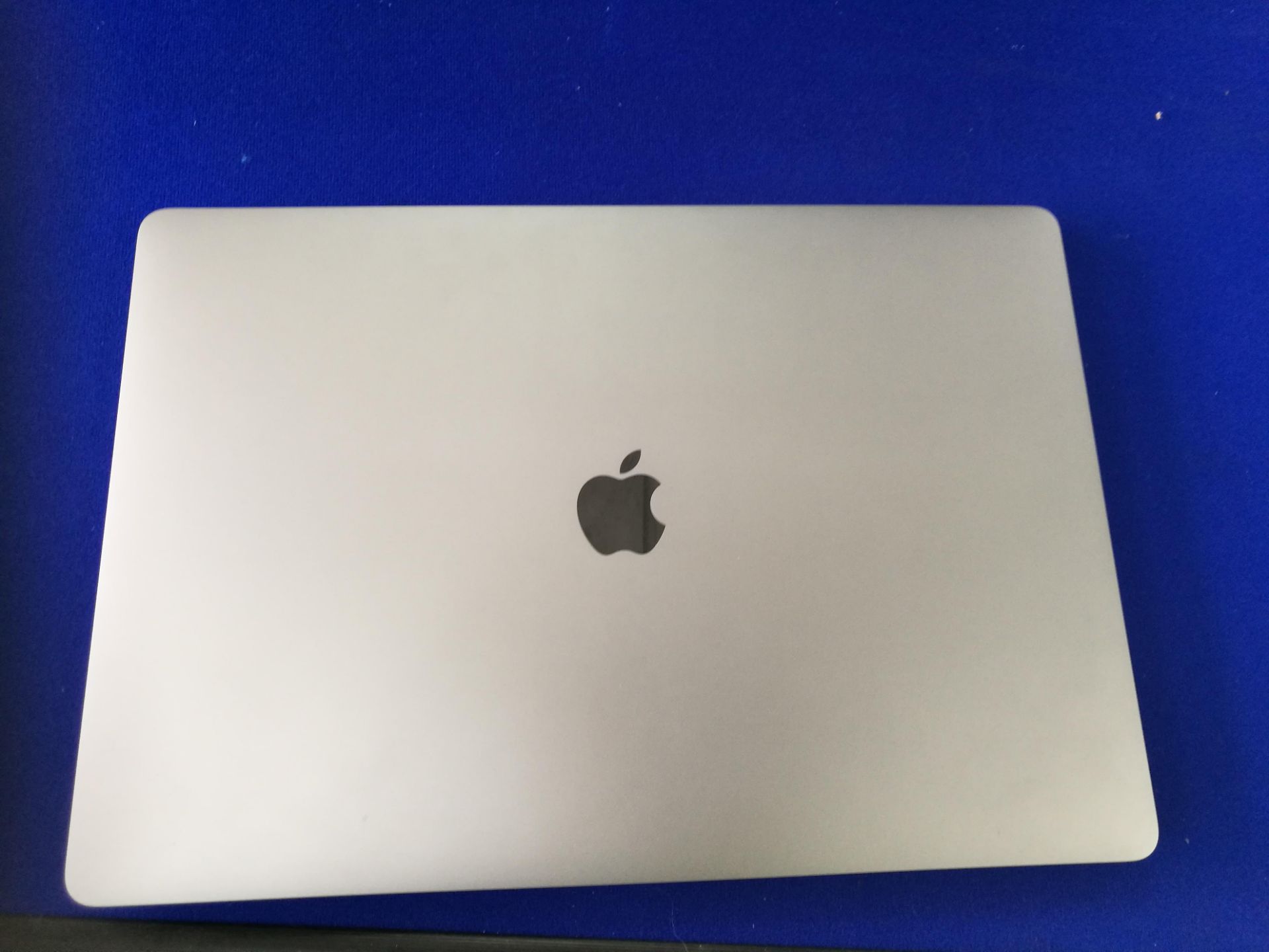 Apple MacBook Pro Intel Core i9 | 16" - Image 3 of 6