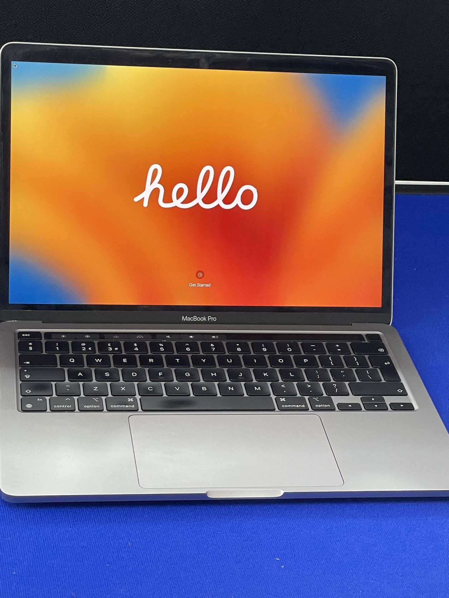 Apple MacBook Pro | 13" - Bild 2 aus 2