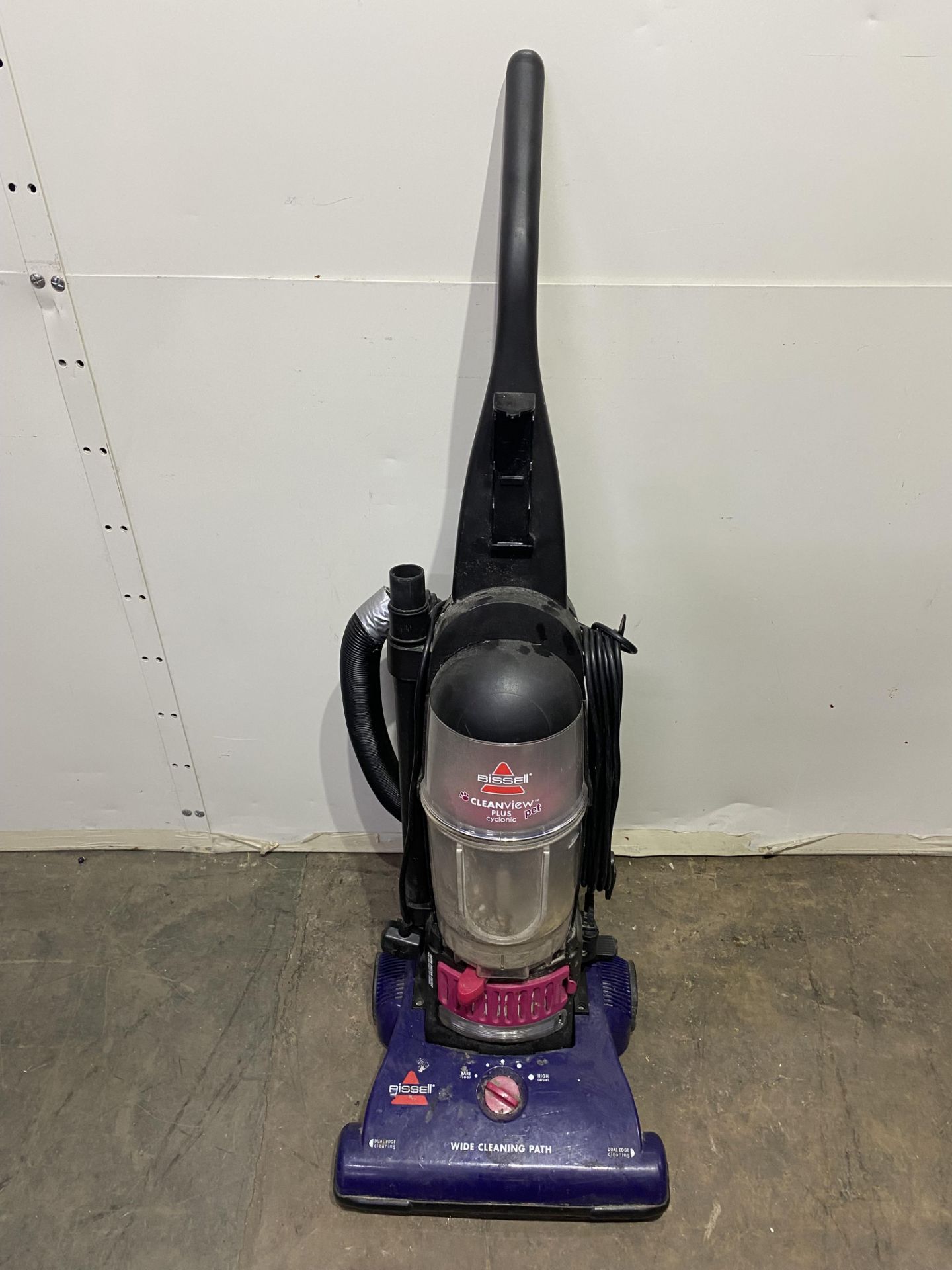 3 x Various Upright Vacuum Cleaners As Seen In Photos - Image 4 of 7