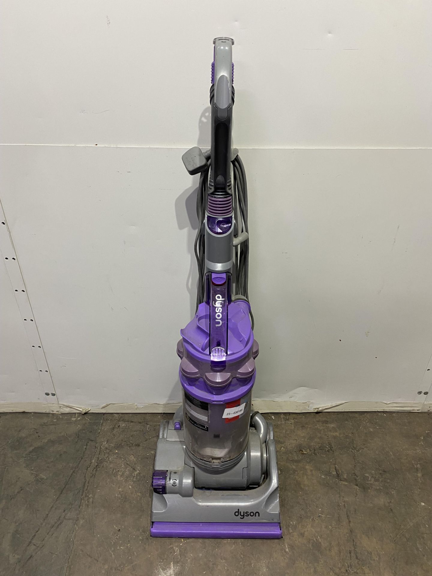 3 x Various Upright Vacuum Cleaners As Seen In Photos - Image 6 of 7