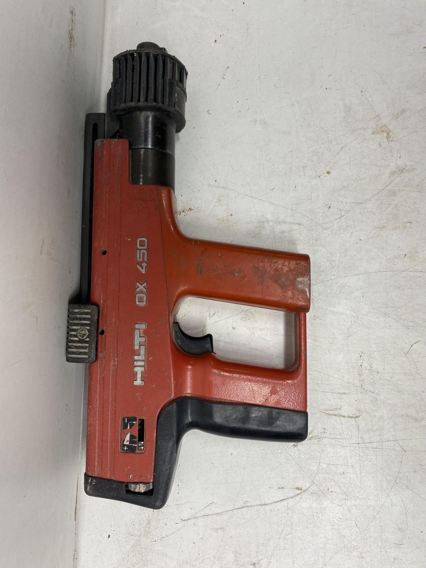 Hilti Dx450 Cordless Power Actuated Nail Gun - Image 3 of 9