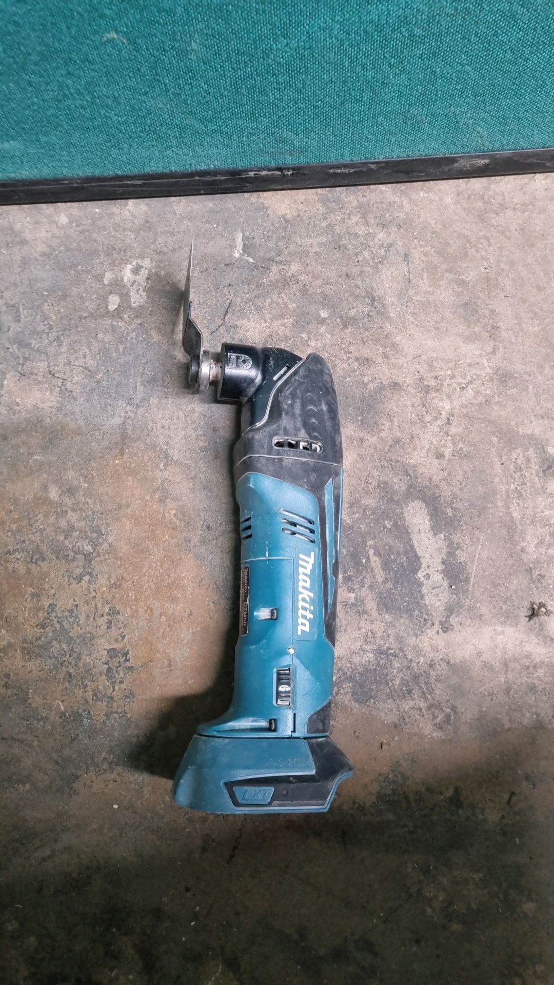 MAKITA DTM50 MULTI TOOL NO BATTERY