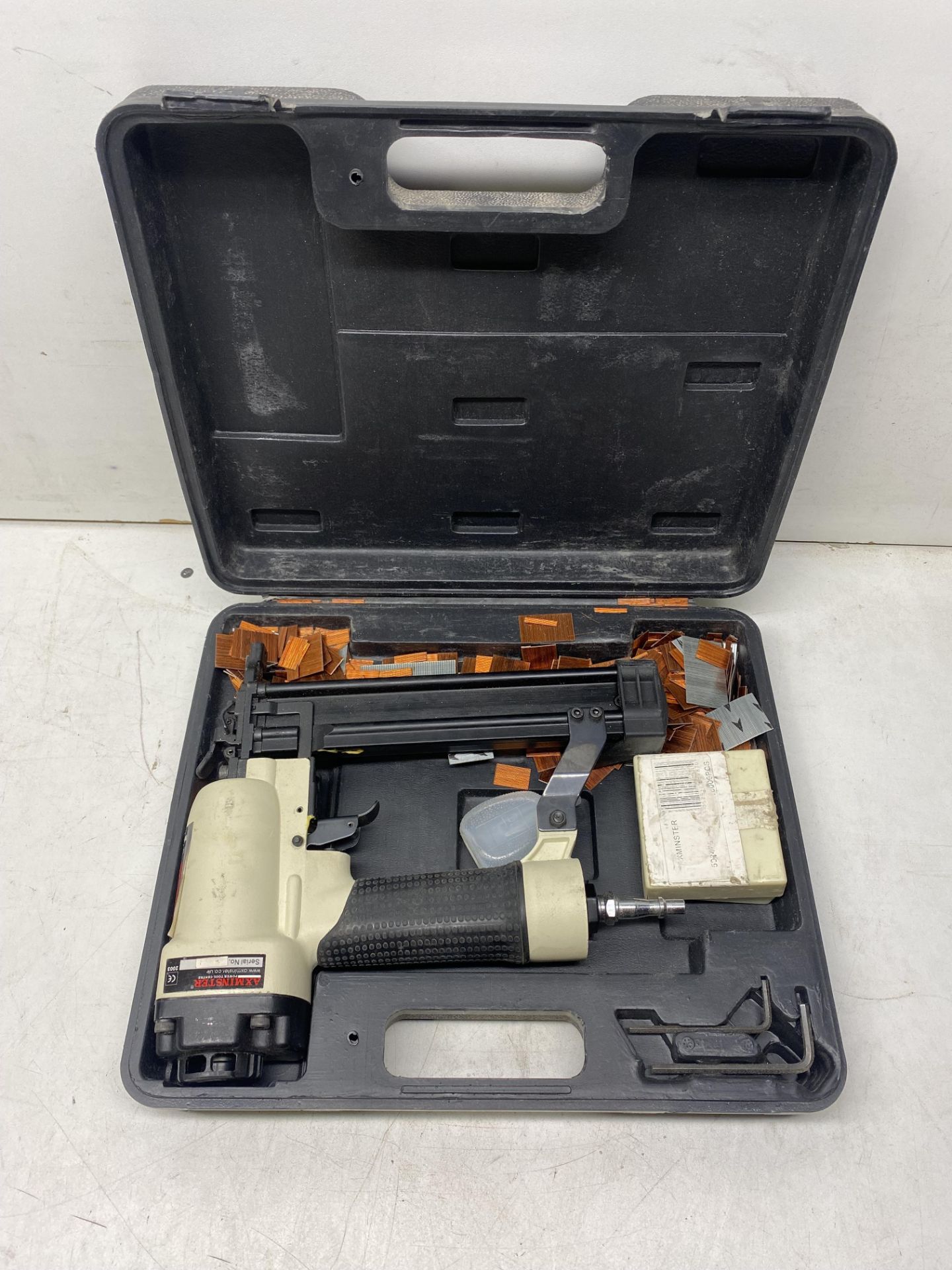 2 x Axminster Air AW32NS Nailers/Staplers - Image 2 of 9