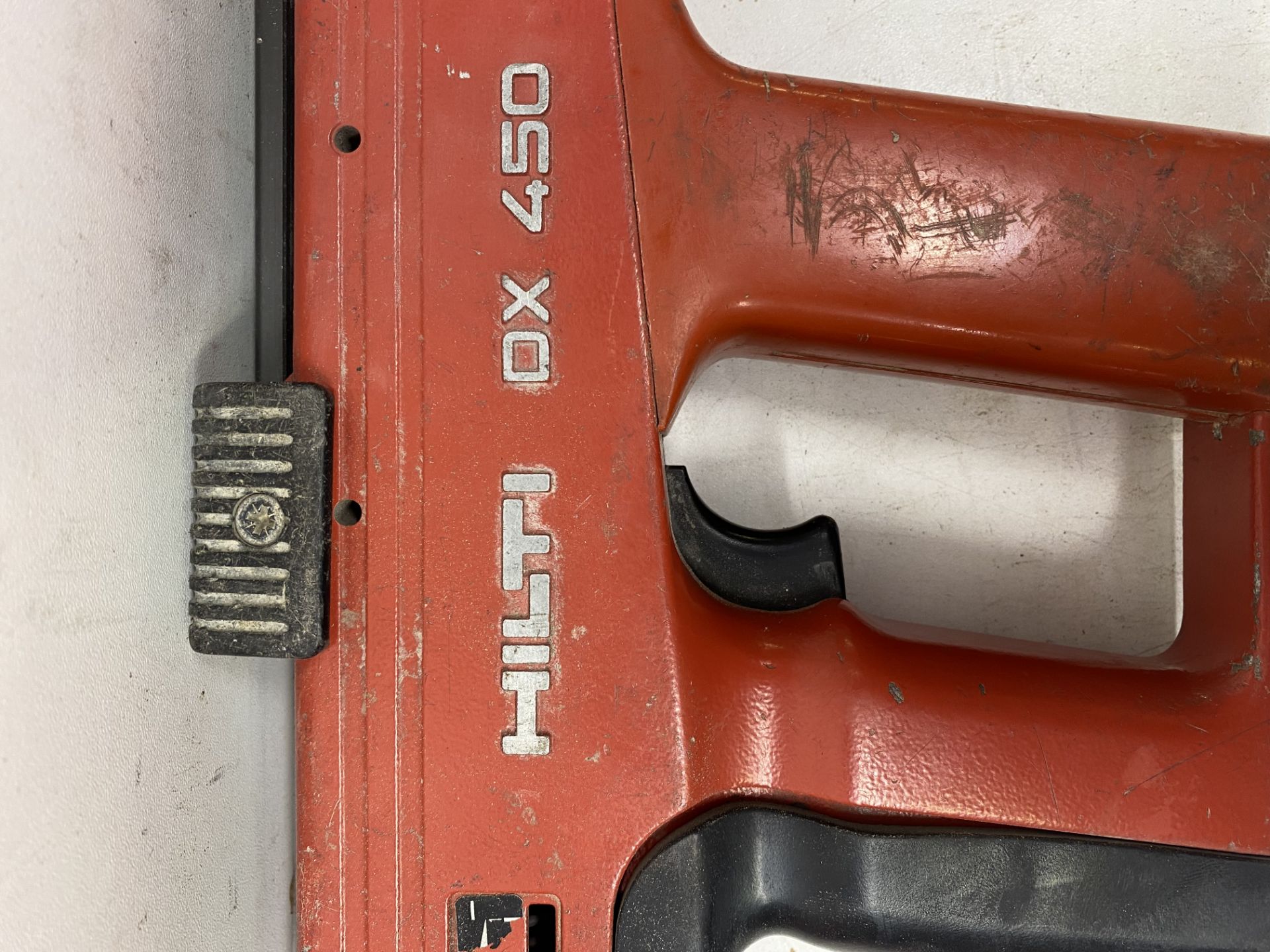 Hilti Dx450 Cordless Power Actuated Nail Gun - Image 7 of 9
