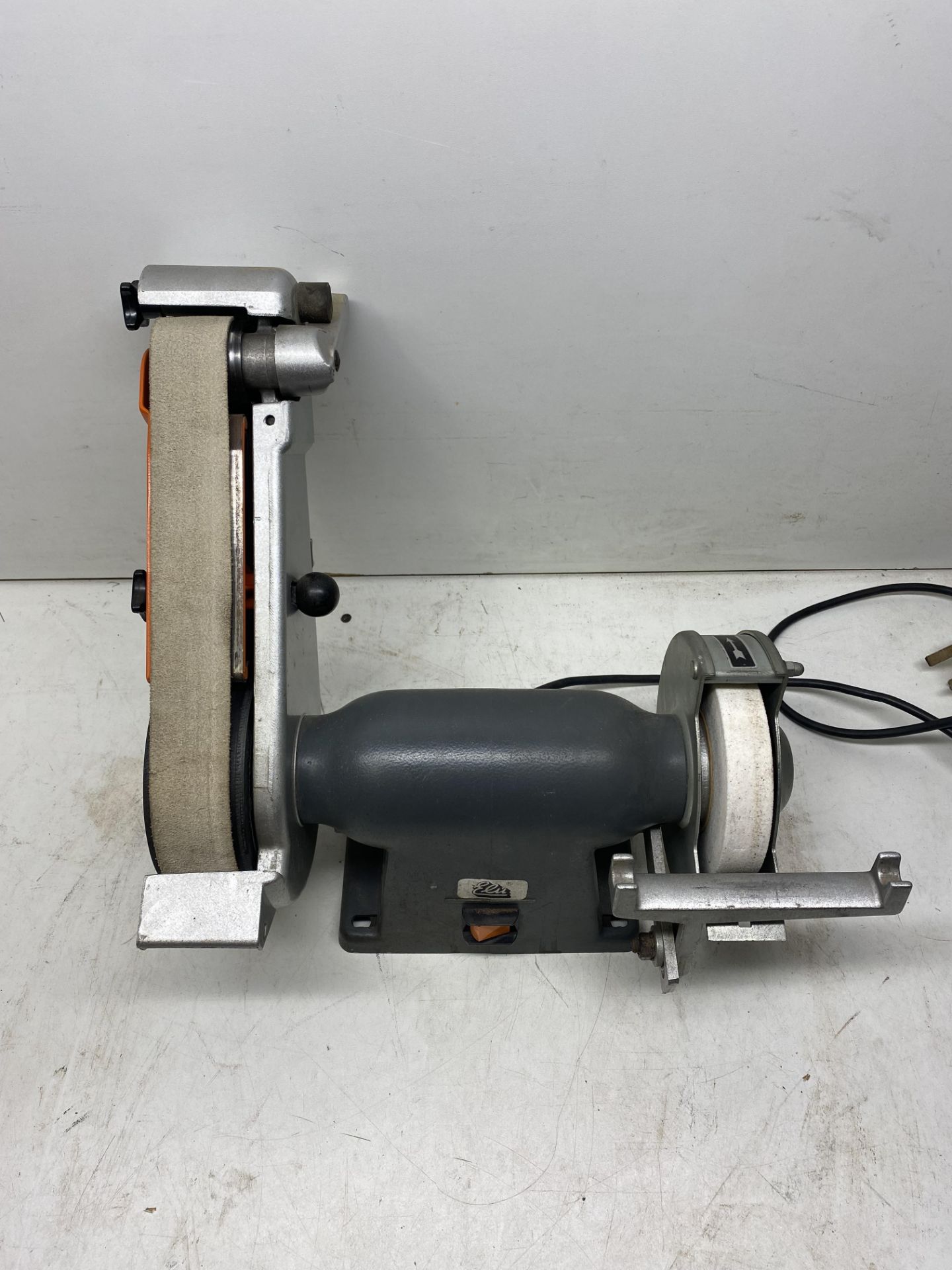 ELU MWA 61W Bench grinder - Image 2 of 8