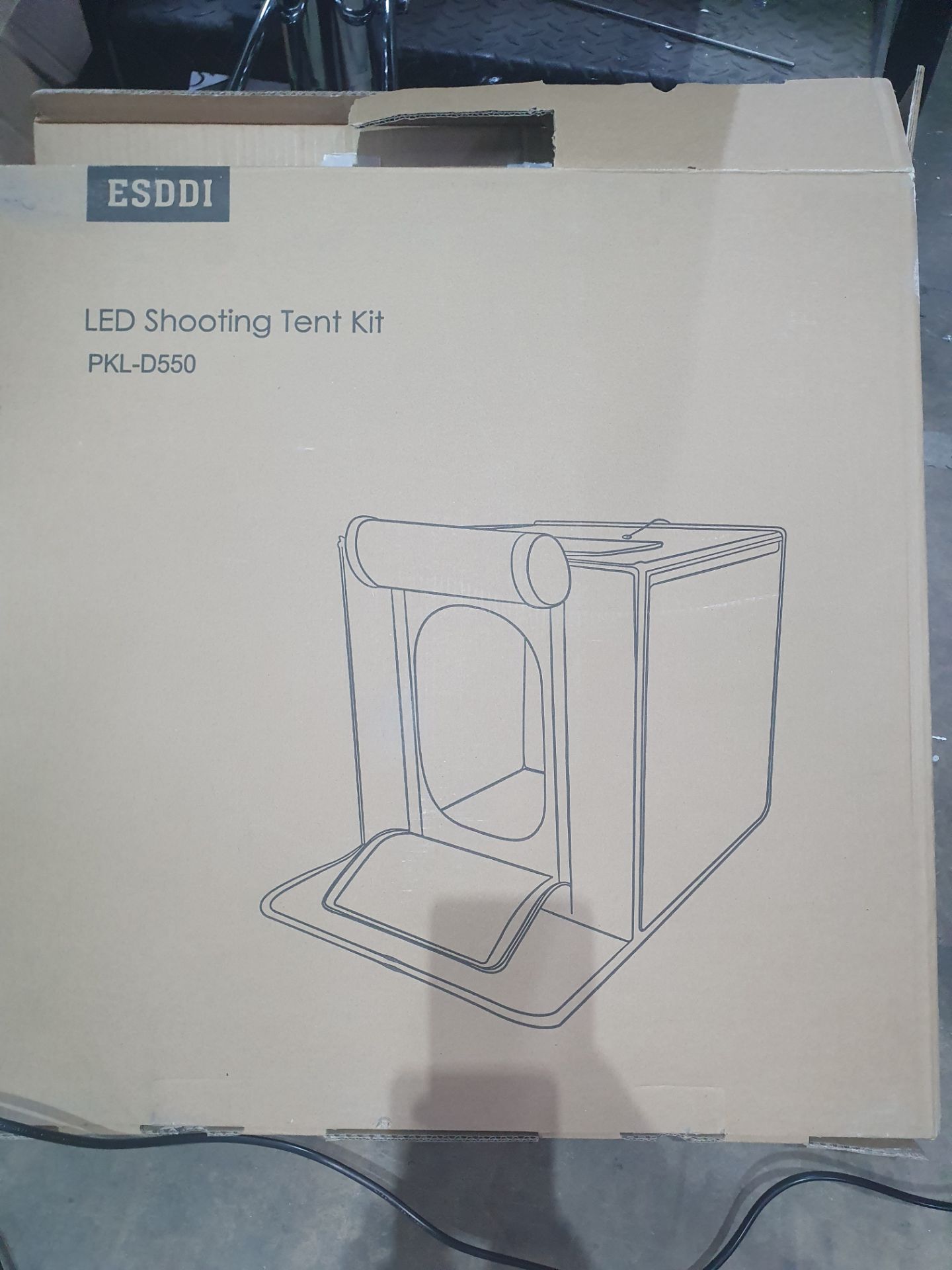 Esddi LED Shooting Tent Kit, Easy Pop Up, with 4 Assorted Colour Sheets - Image 6 of 6