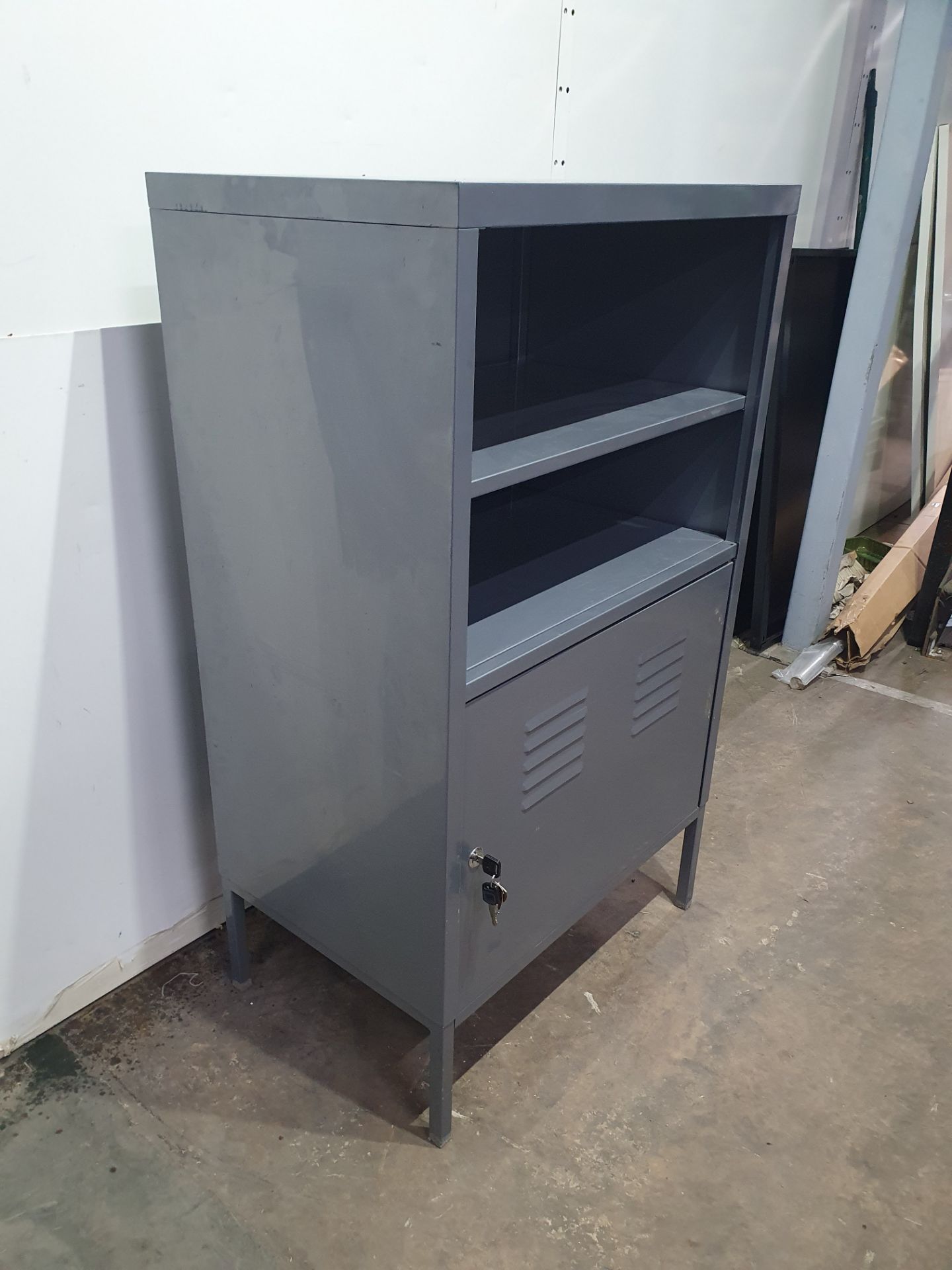 Grey/Silver Cabinet, 2 Tier with Lockable Door - Image 3 of 5