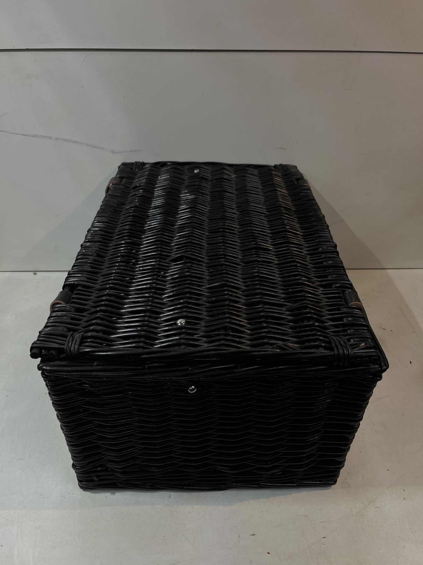 Pallet of Medium Black Gift Wicker Baskets - Image 3 of 5